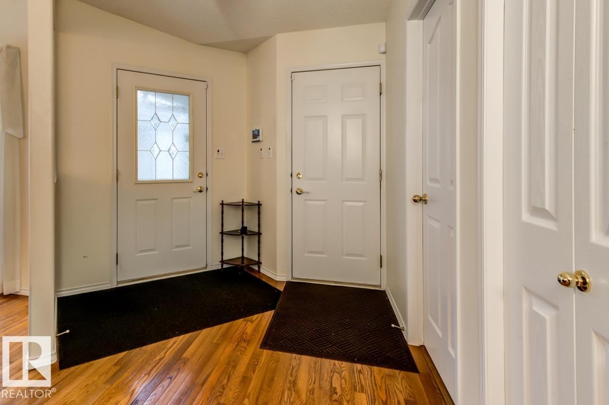 #7 9731 174 St Nw, Edmonton, AB - Indoor Photo Showing Other Room