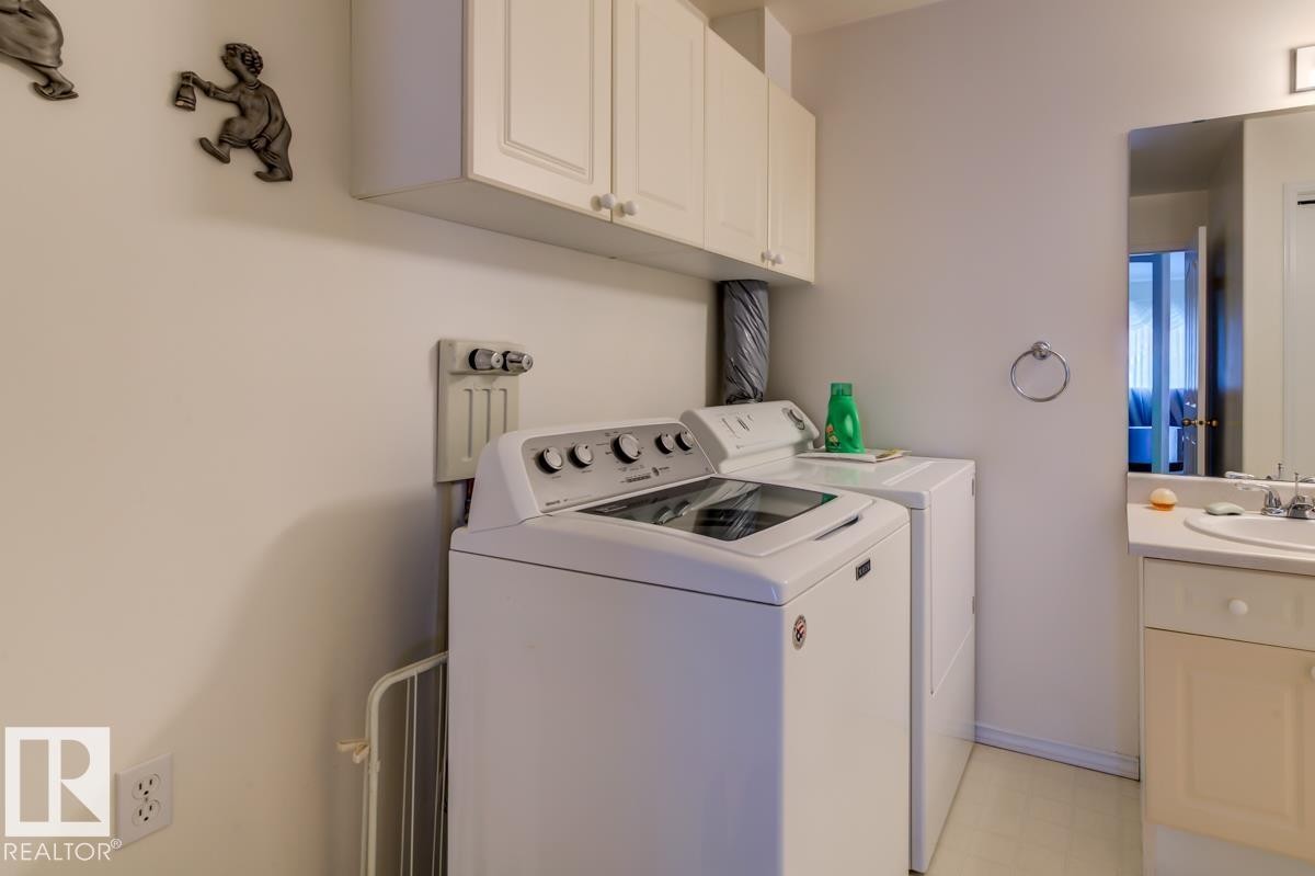 #7 9731 174 St Nw, Edmonton, AB - Indoor Photo Showing Laundry Room