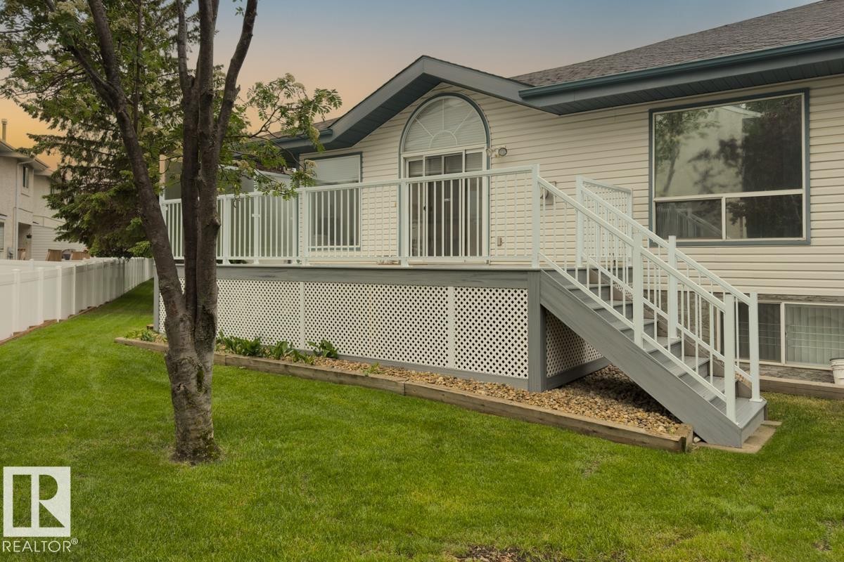 #7 9731 174 St Nw, Edmonton, AB - Outdoor With Deck Patio Veranda