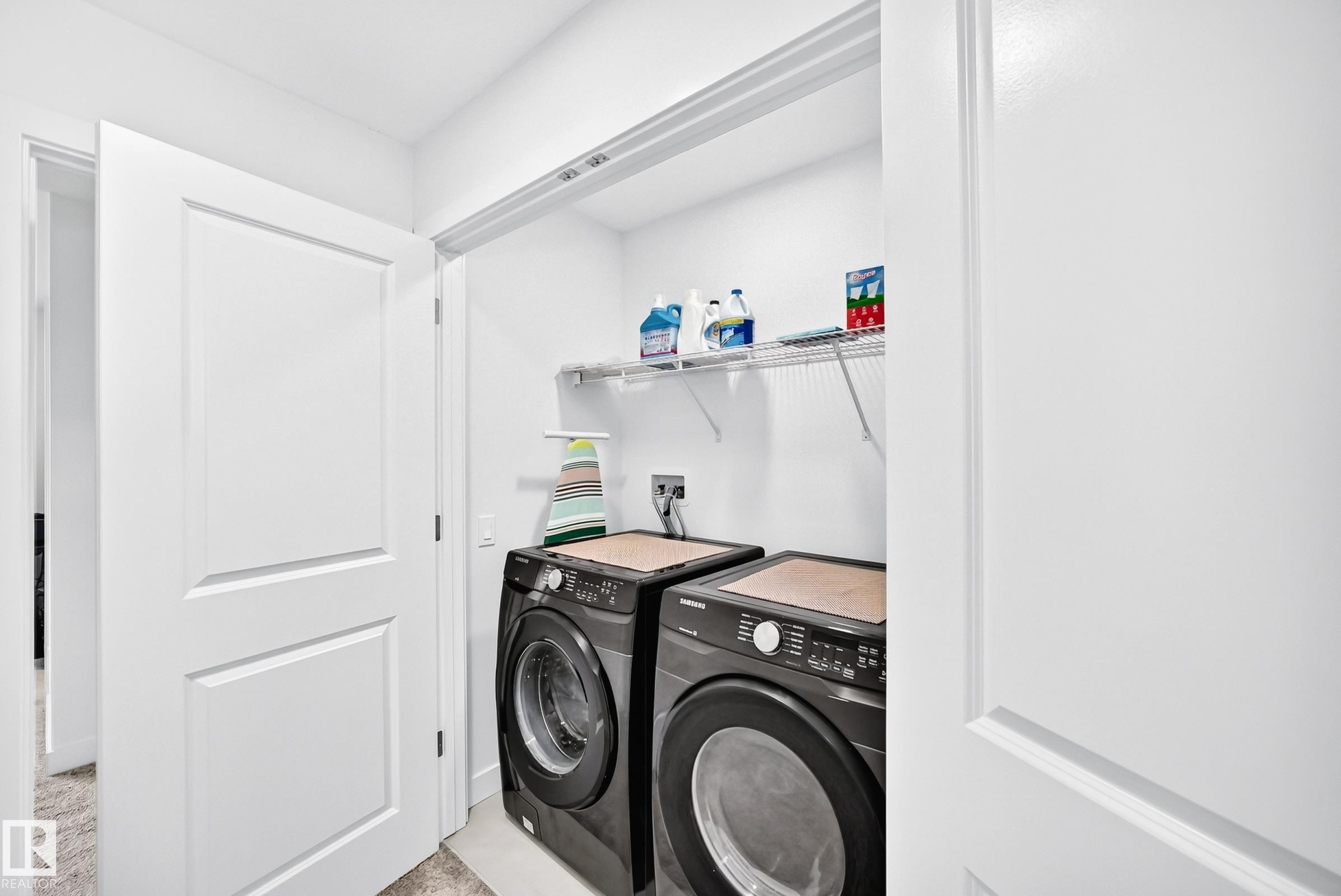 3751 Cross Landing Sw, Edmonton, AB - Indoor Photo Showing Laundry Room