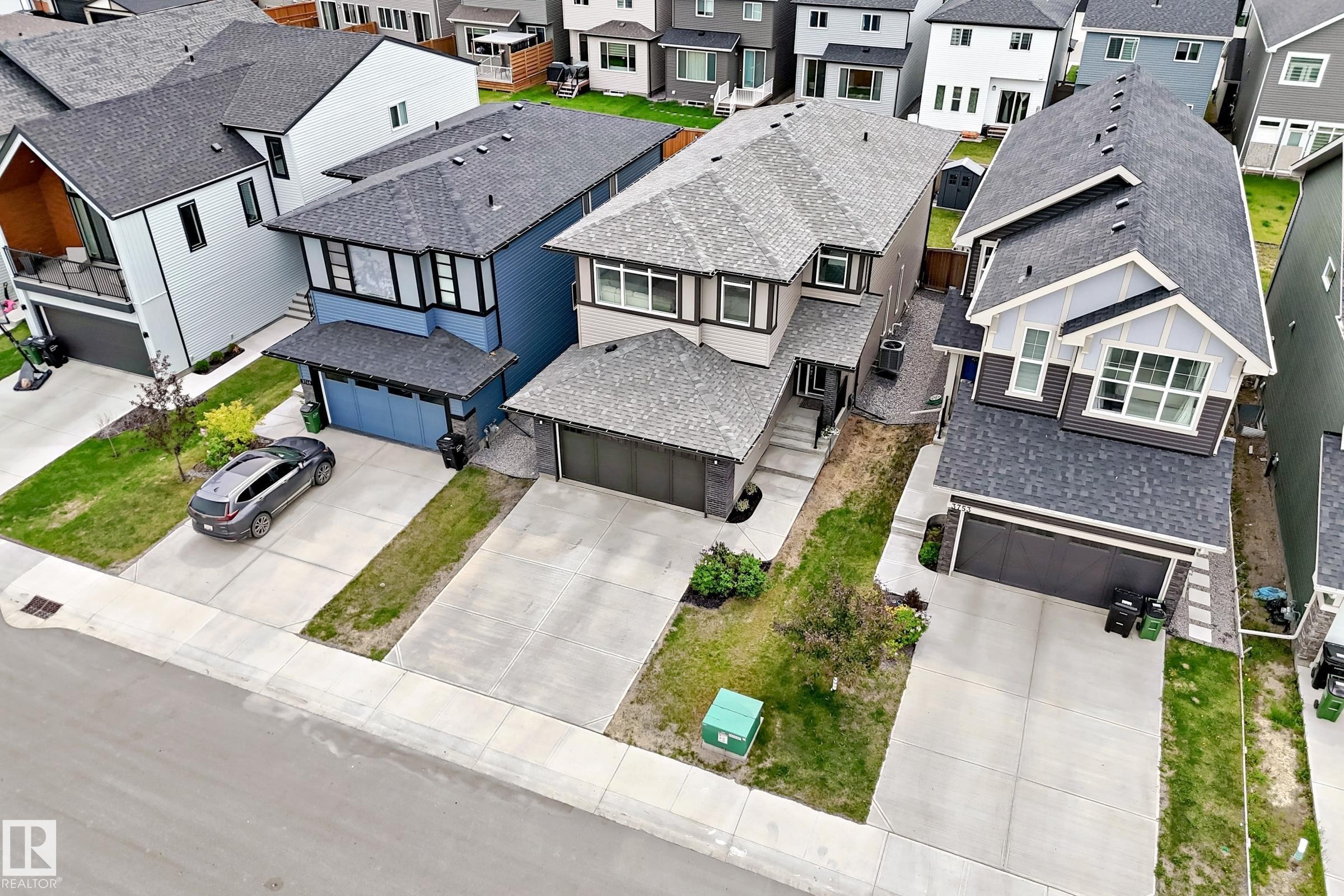 3751 Cross Landing Sw, Edmonton, AB - Outdoor With Deck Patio Veranda With Facade