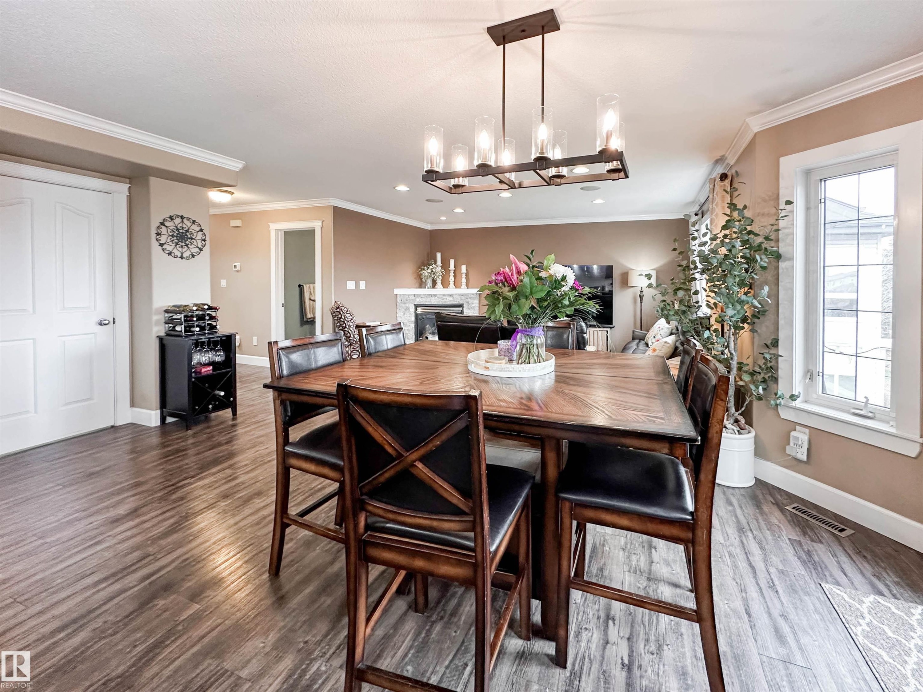 13715 149 Avenue, Edmonton, AB - Indoor Photo Showing Dining Room