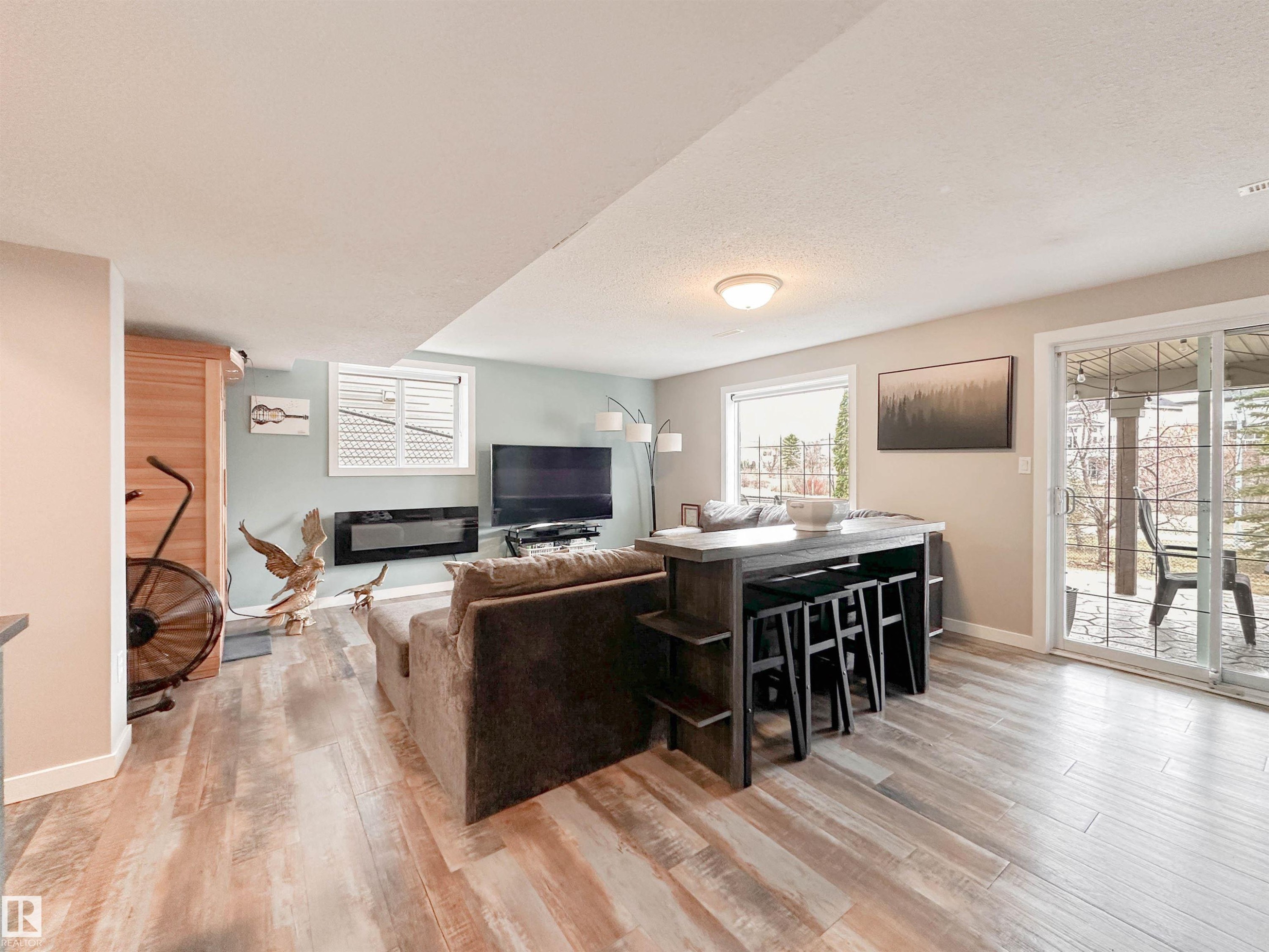 13715 149 Avenue, Edmonton, AB - Indoor