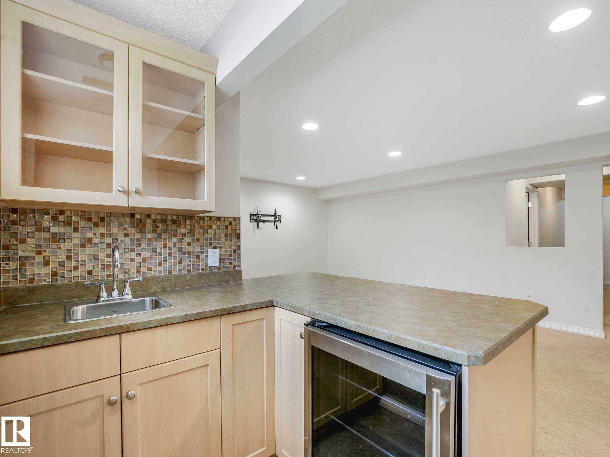69 171 Brintnell Boulevard, Edmonton, AB