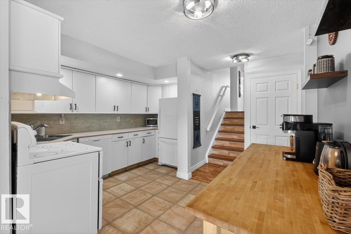 2 Grandview Rg, St. Albert, AB