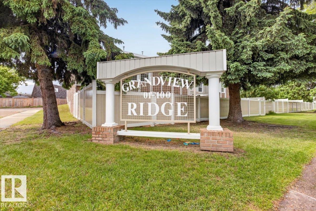 2 Grandview Rg, St. Albert, AB