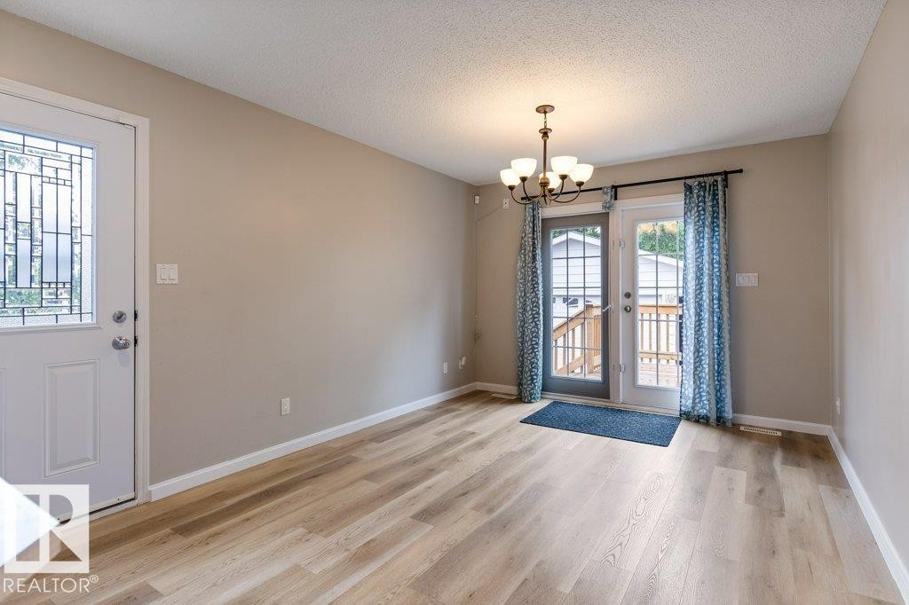 2016 82 Street Nw, Edmonton, AB - Indoor Photo Showing Other Room