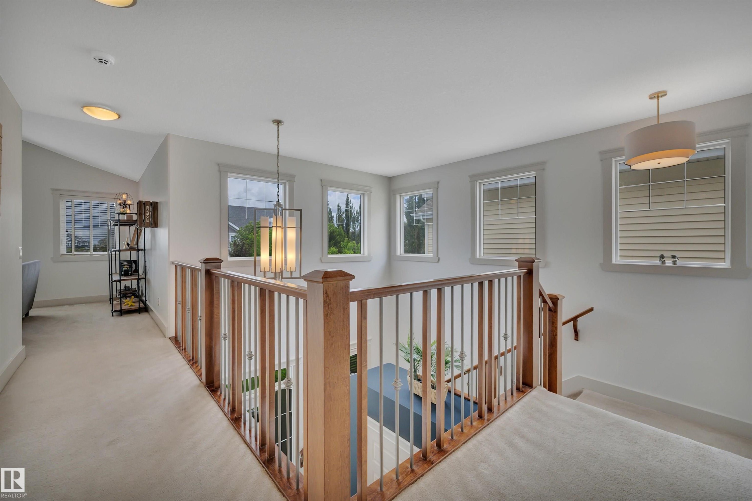 4231 Savaryn Drive, Edmonton, AB
