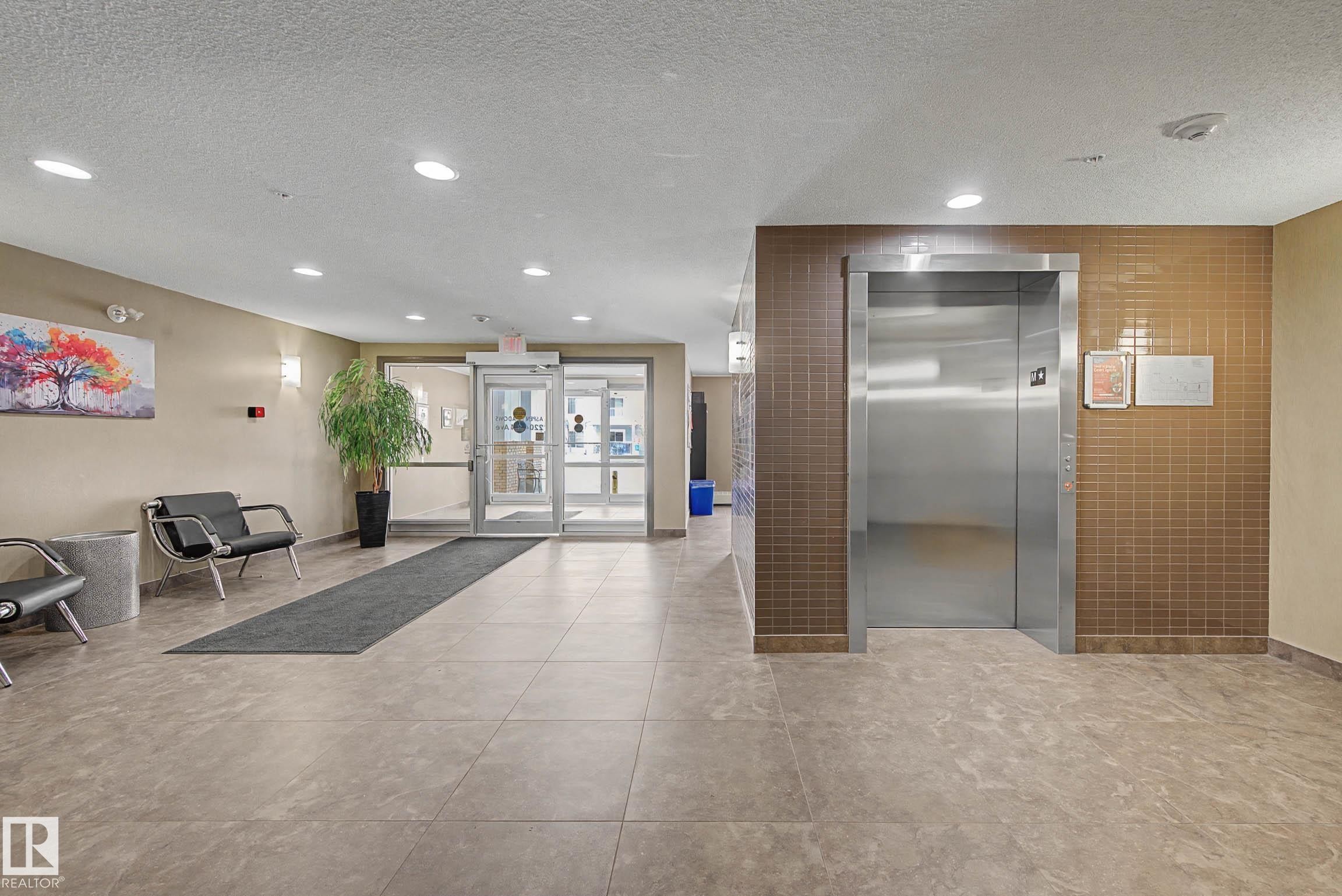 210 2204 44 Avenue, Edmonton, AB