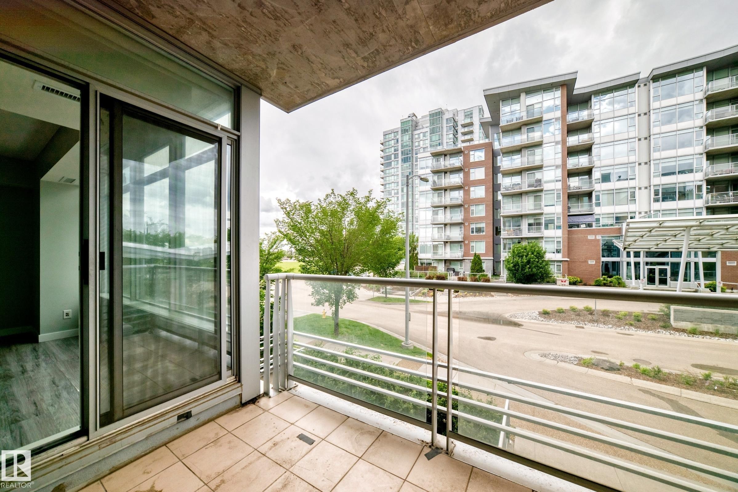 215 2510 109 Street, Edmonton, AB