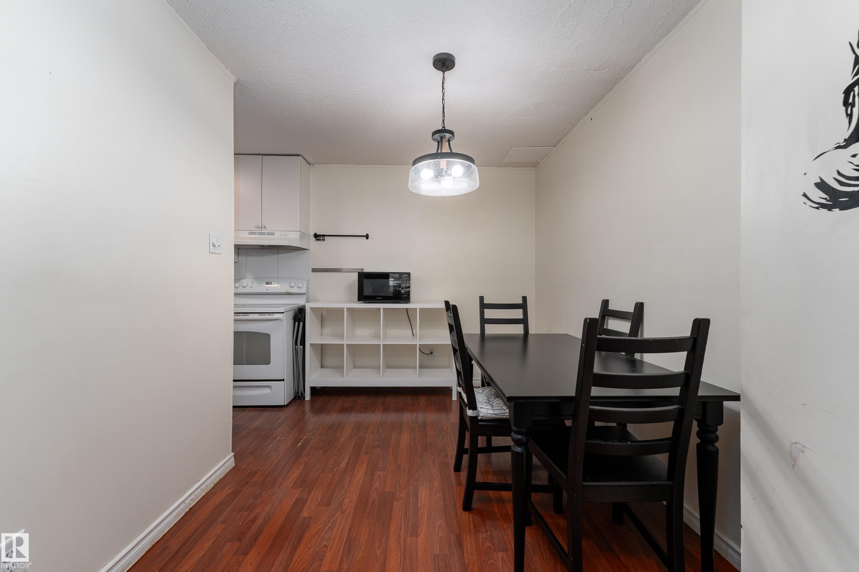 15217 54 Street, Edmonton, AB