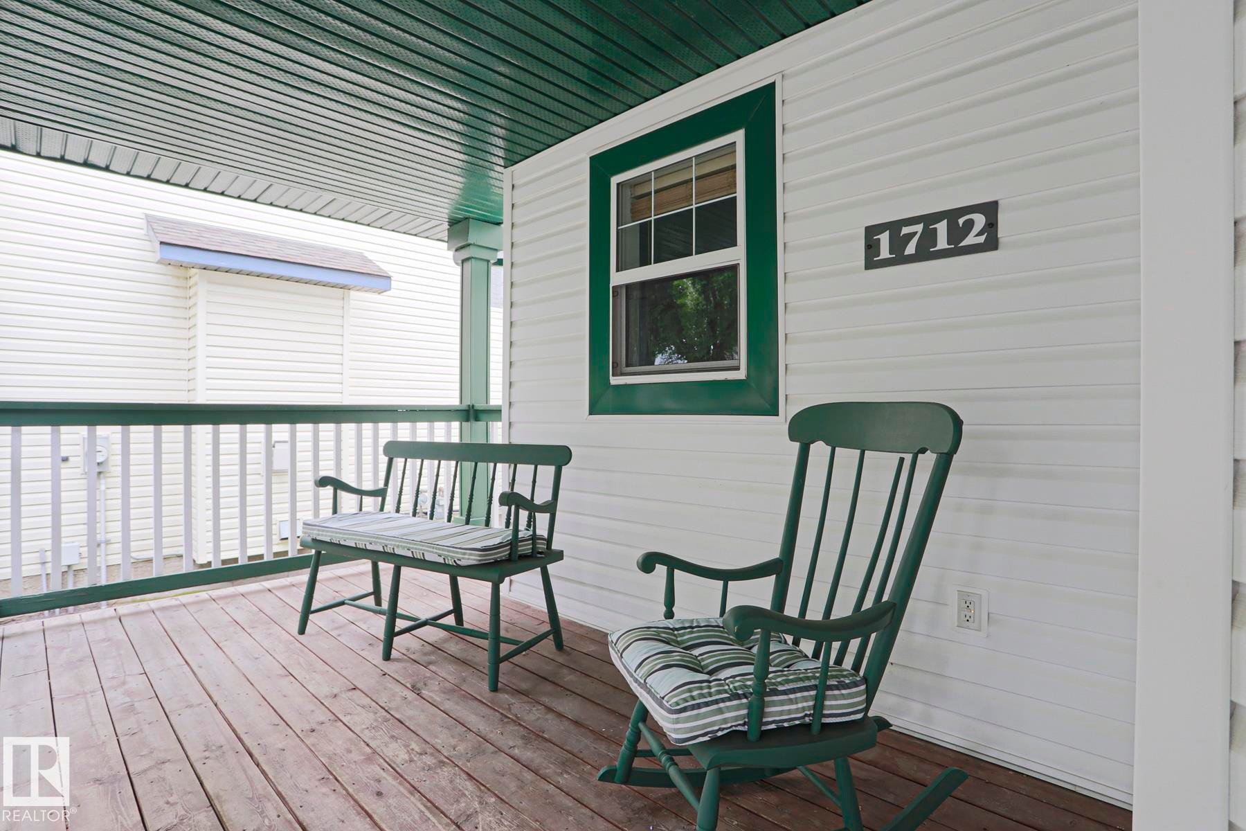 1712 Tomlinson Common, Edmonton, AB