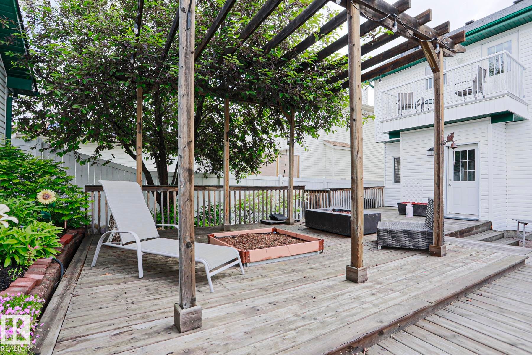 1712 Tomlinson Common, Edmonton, AB