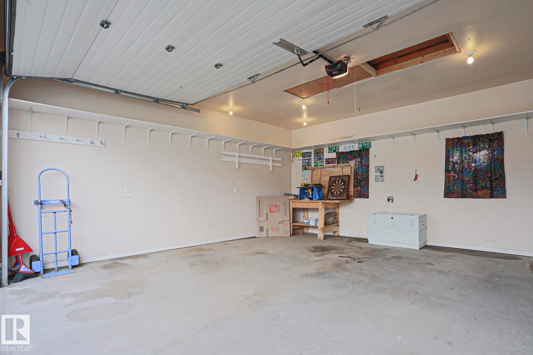 1712 Tomlinson Common, Edmonton, AB