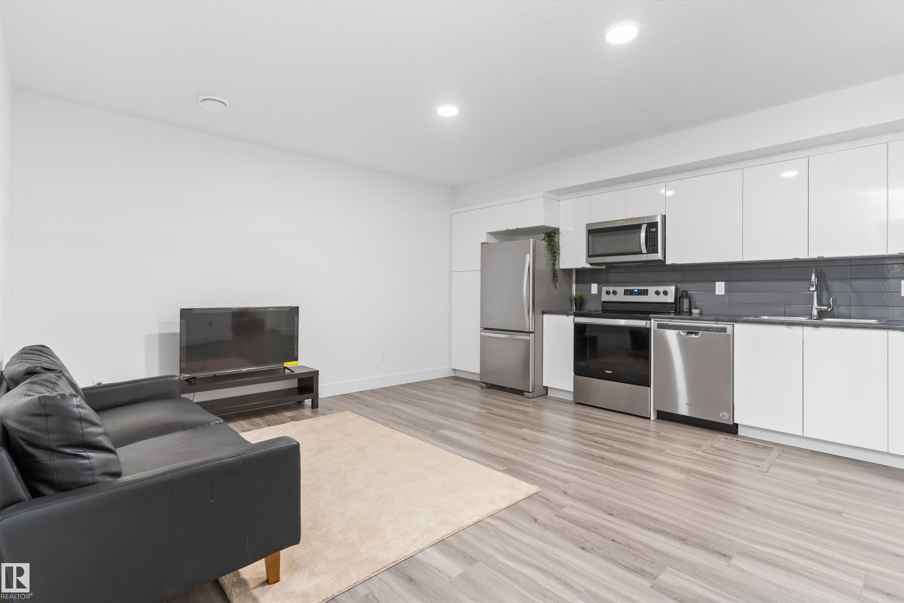 16624 32 Avenue, Edmonton, AB