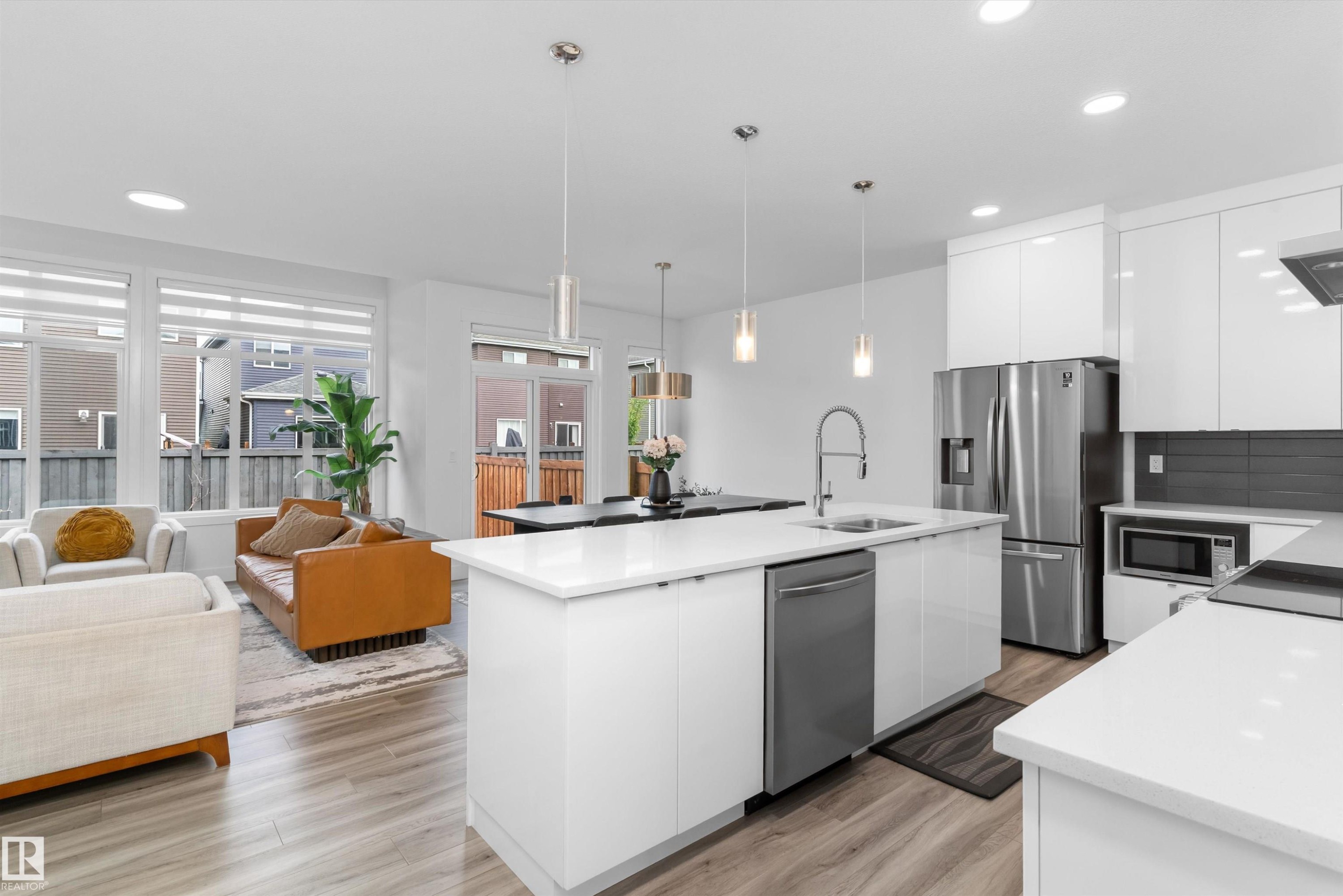16624 32 Avenue, Edmonton, AB