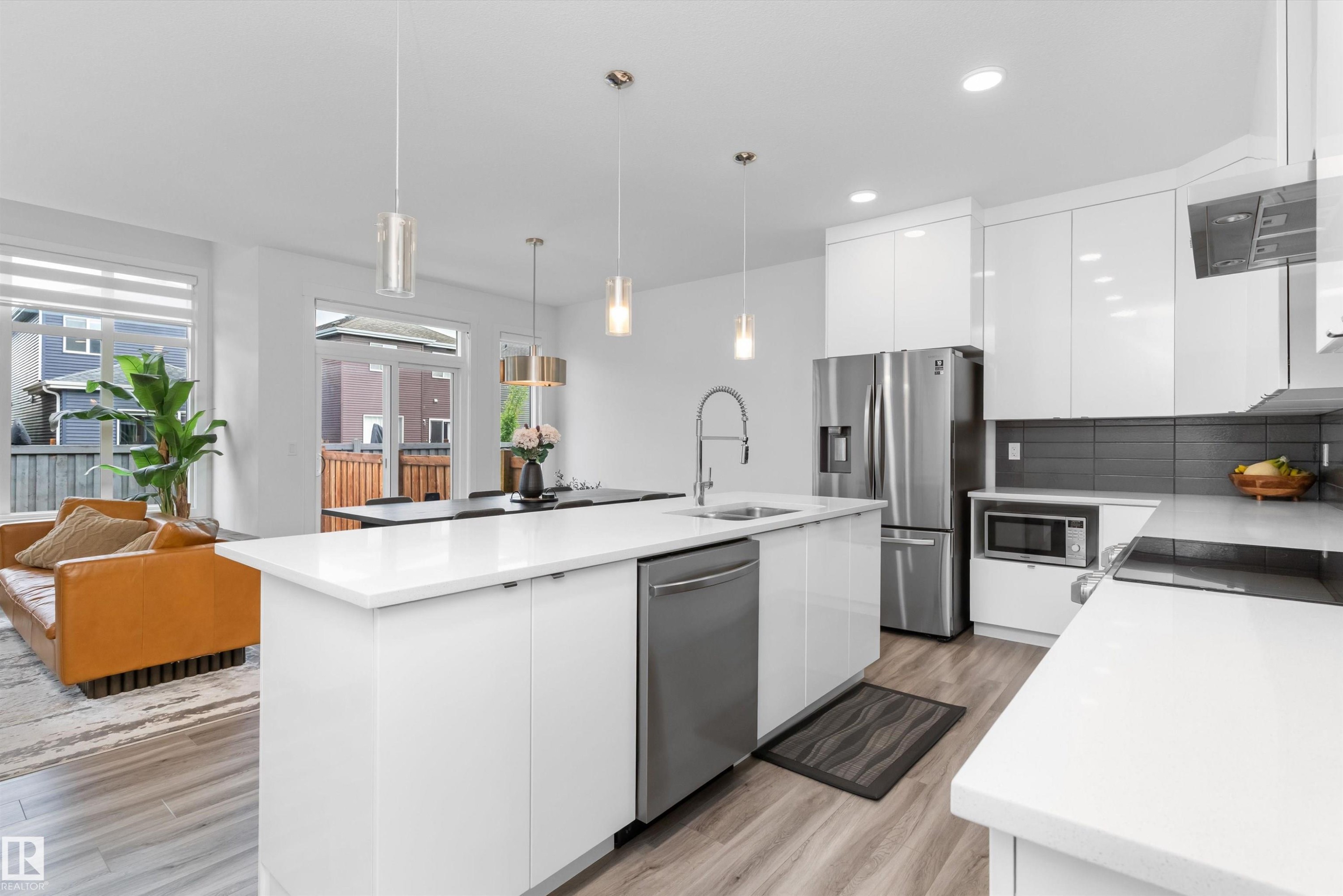 16624 32 Avenue, Edmonton, AB