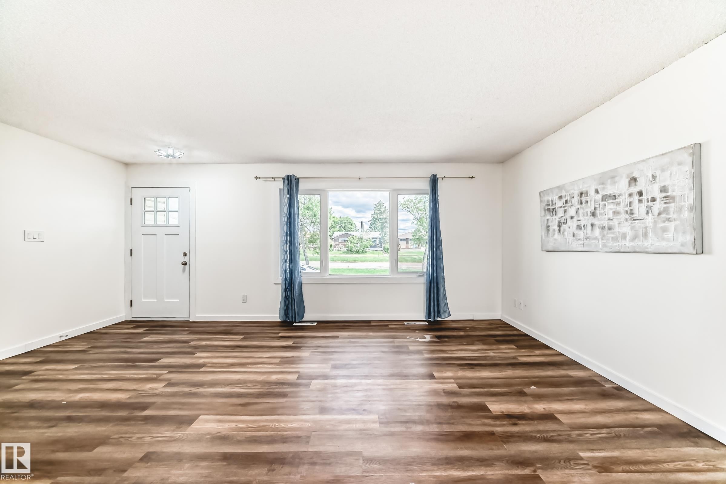 13428 82 Street, Edmonton, AB