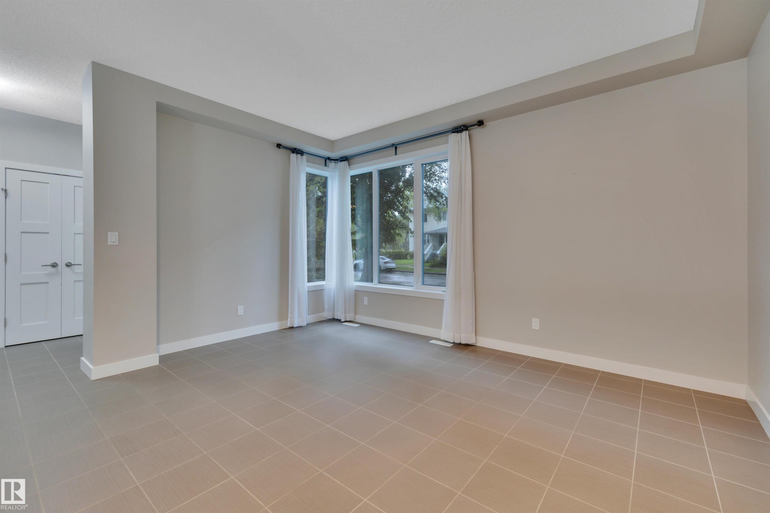 10951 81 Avenue, Edmonton, AB