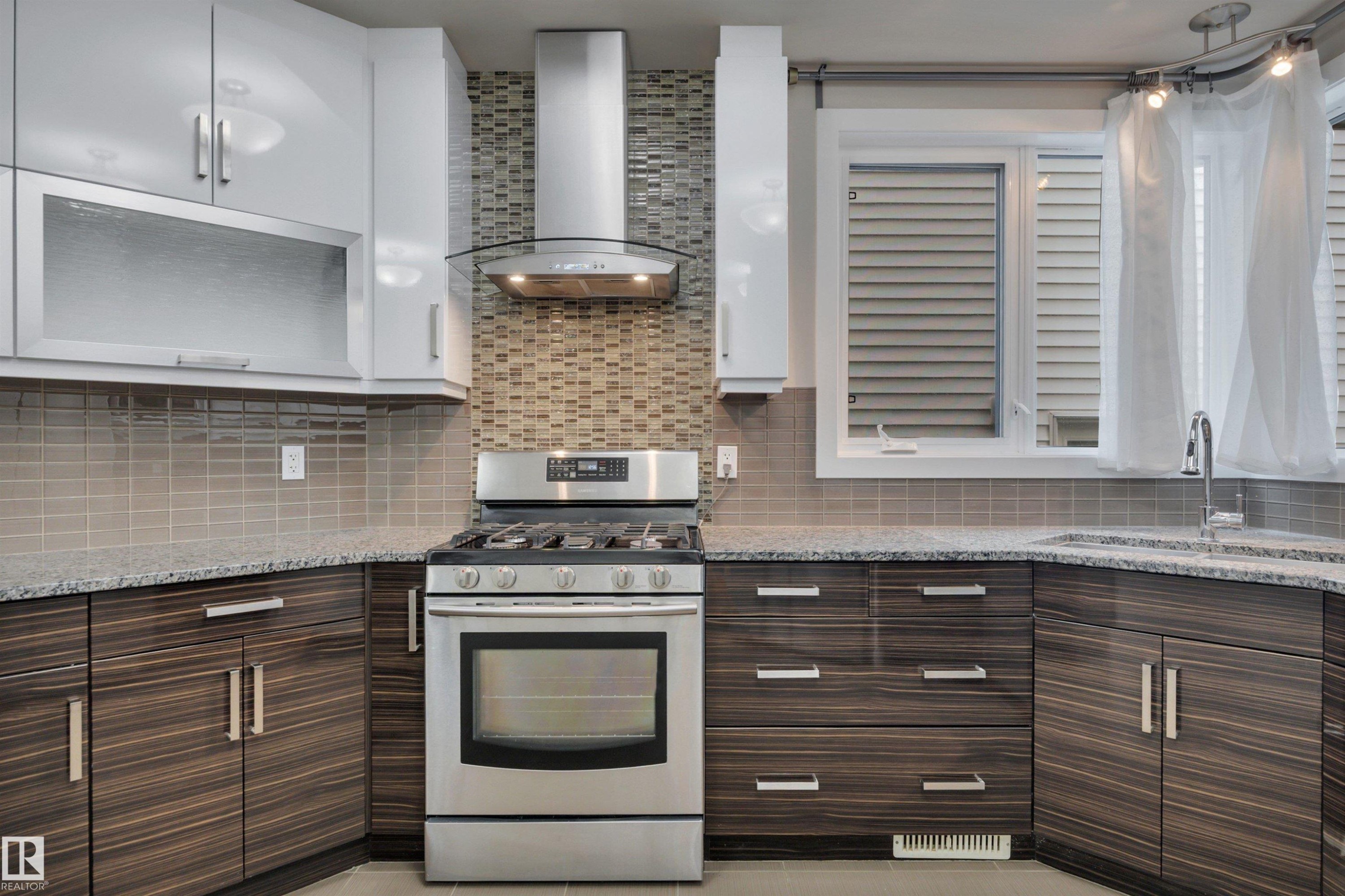 10951 81 Avenue, Edmonton, AB
