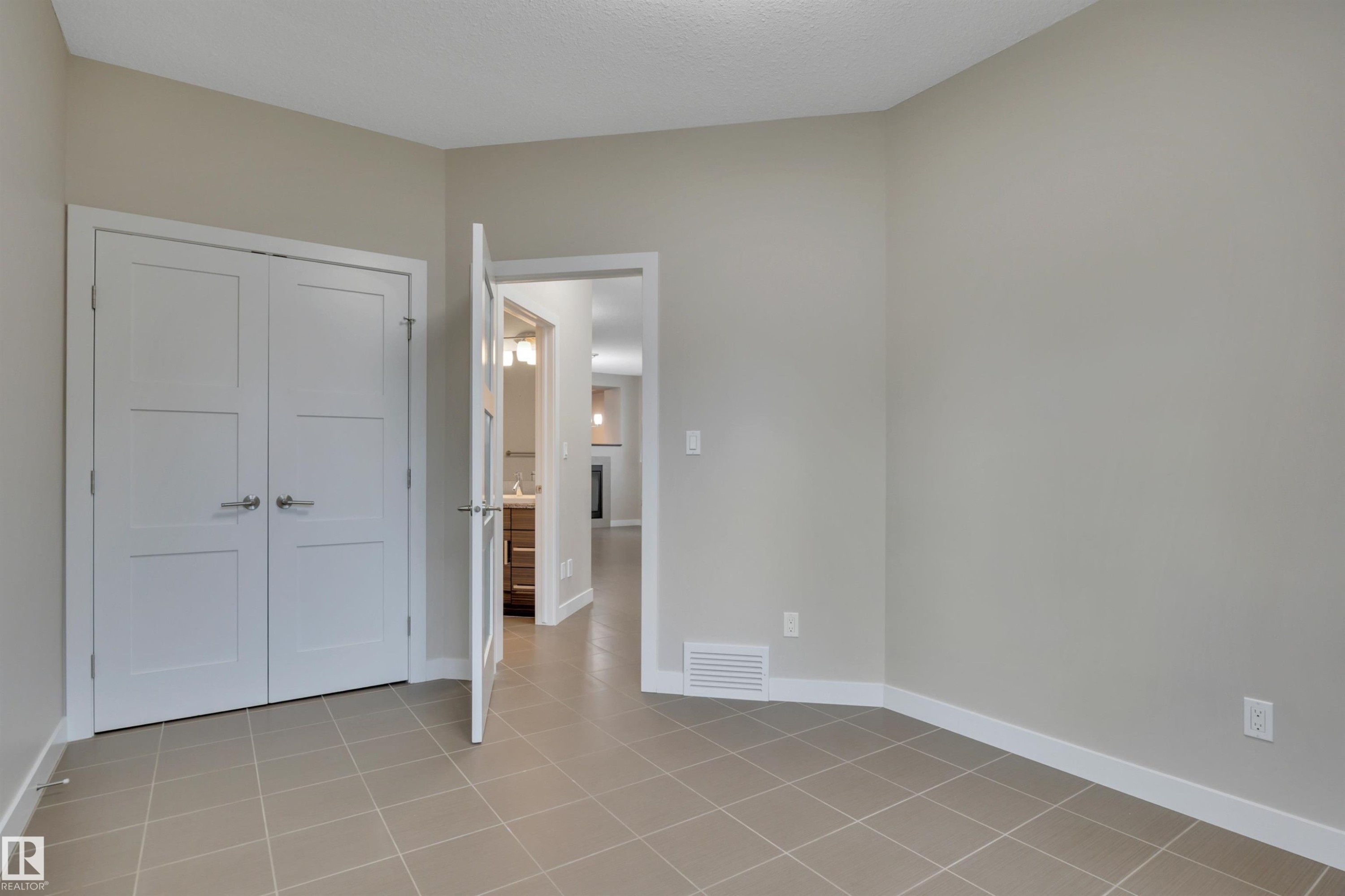 10951 81 Avenue, Edmonton, AB