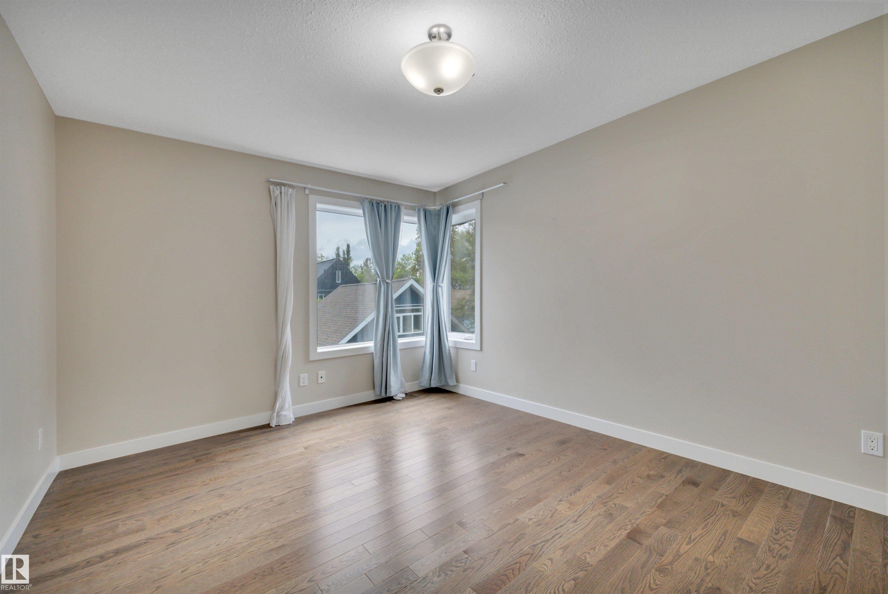 10951 81 Avenue, Edmonton, AB