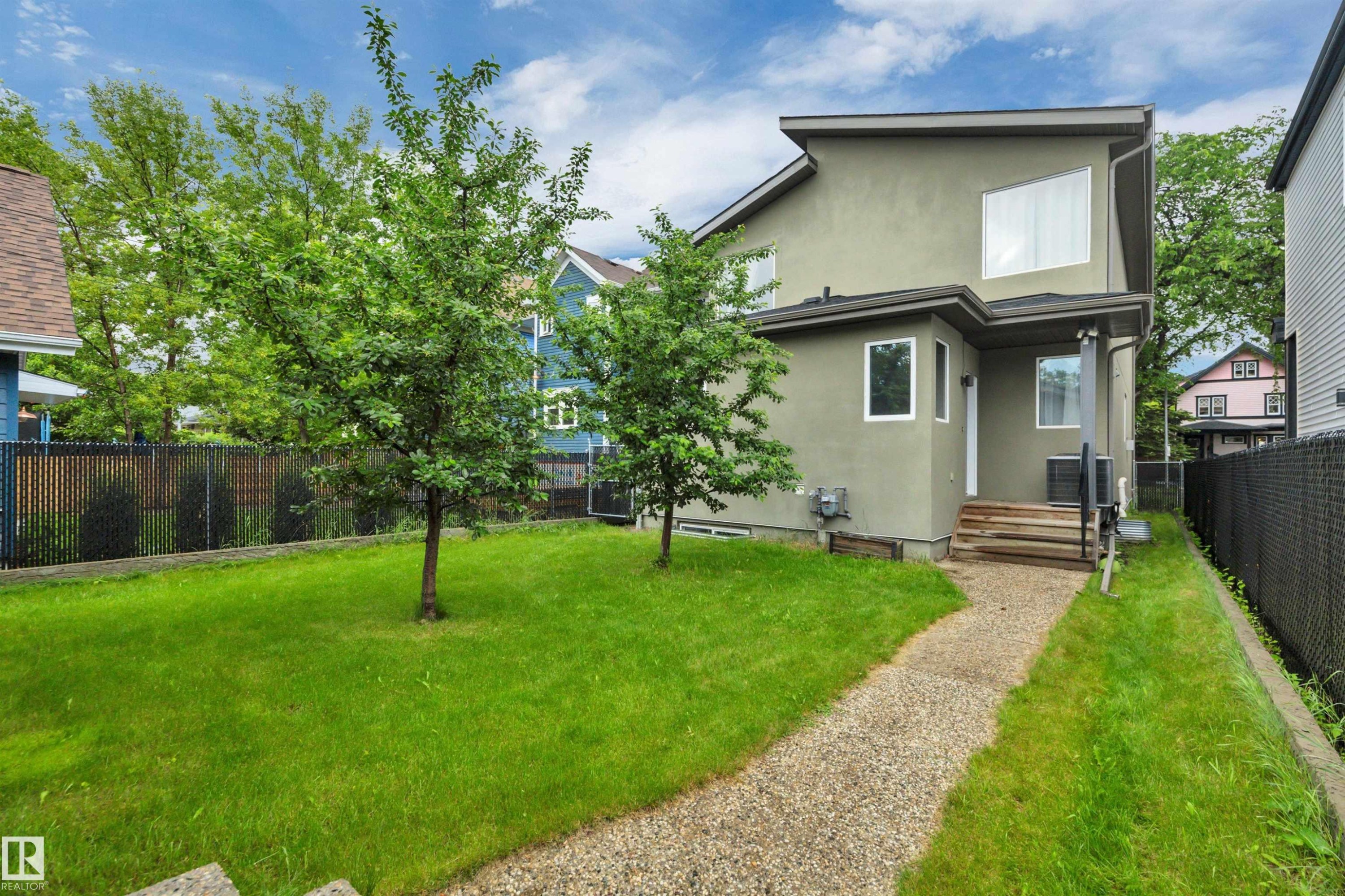 10951 81 Avenue, Edmonton, AB