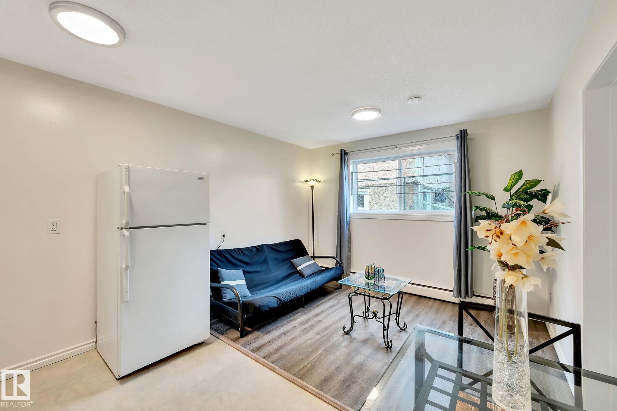 104 12409 82 Street, Edmonton, AB