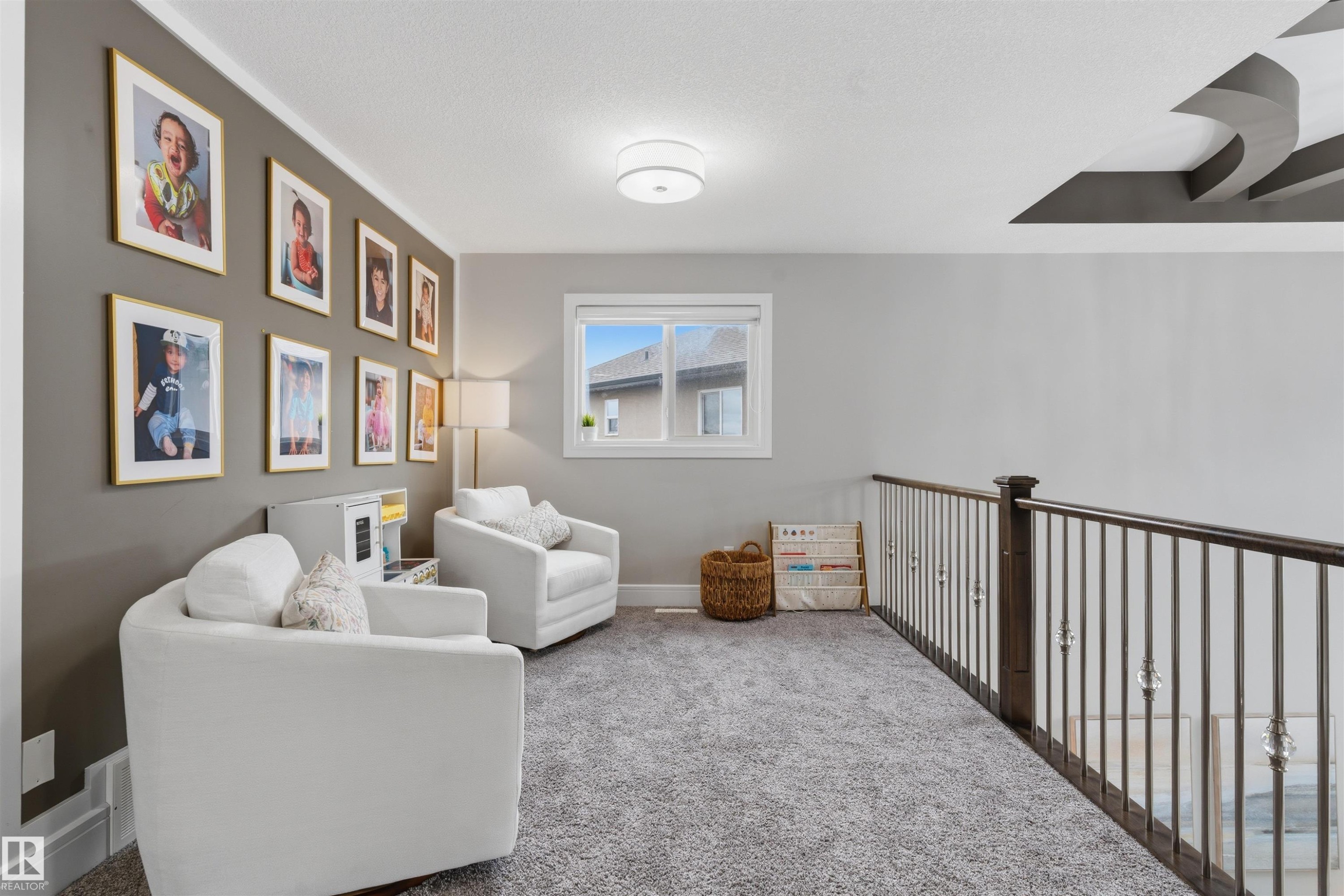 Sitting room - 3312 11 Avenue, Edmonton, AB