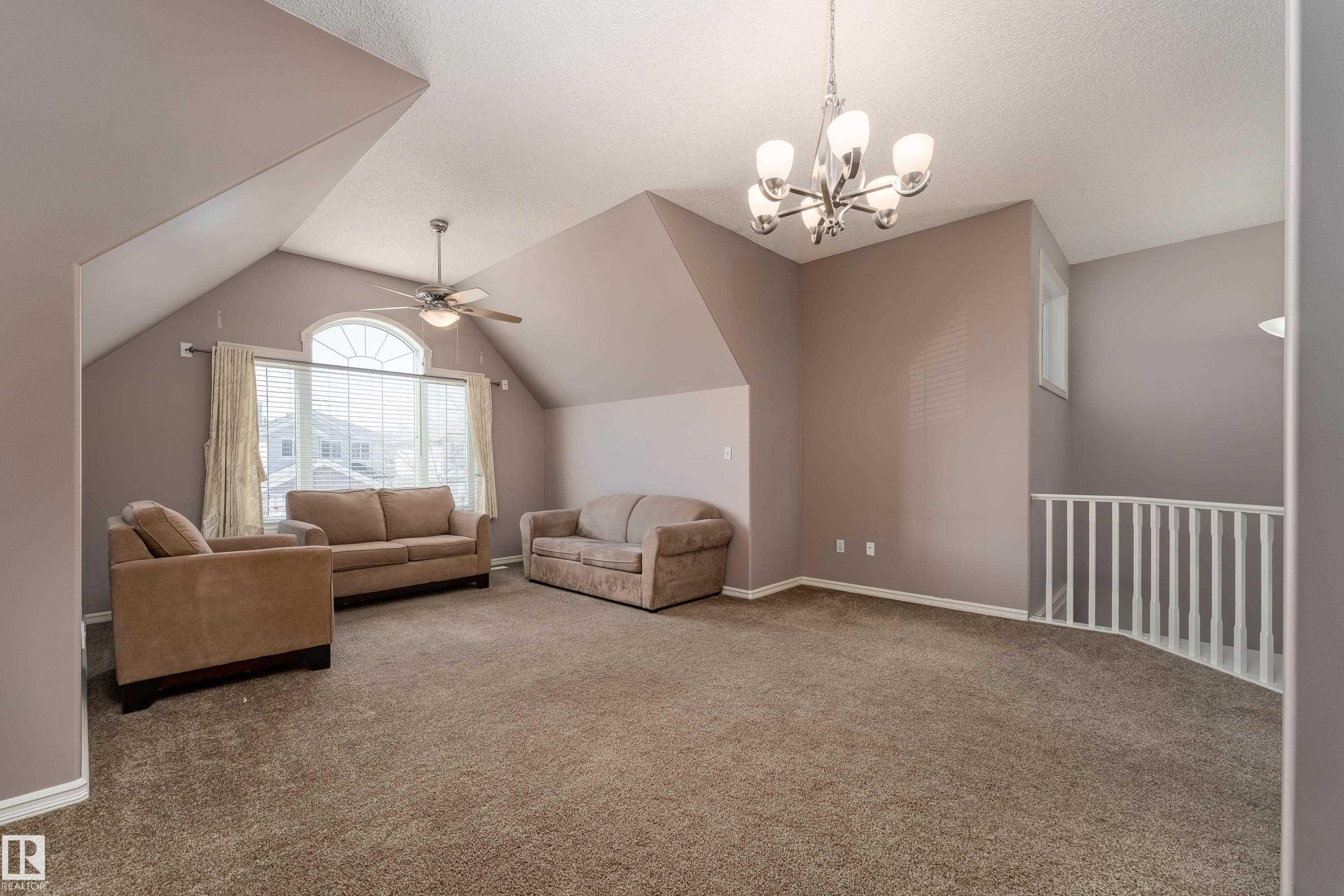 1044 Barnes Way, Edmonton, AB - Indoor