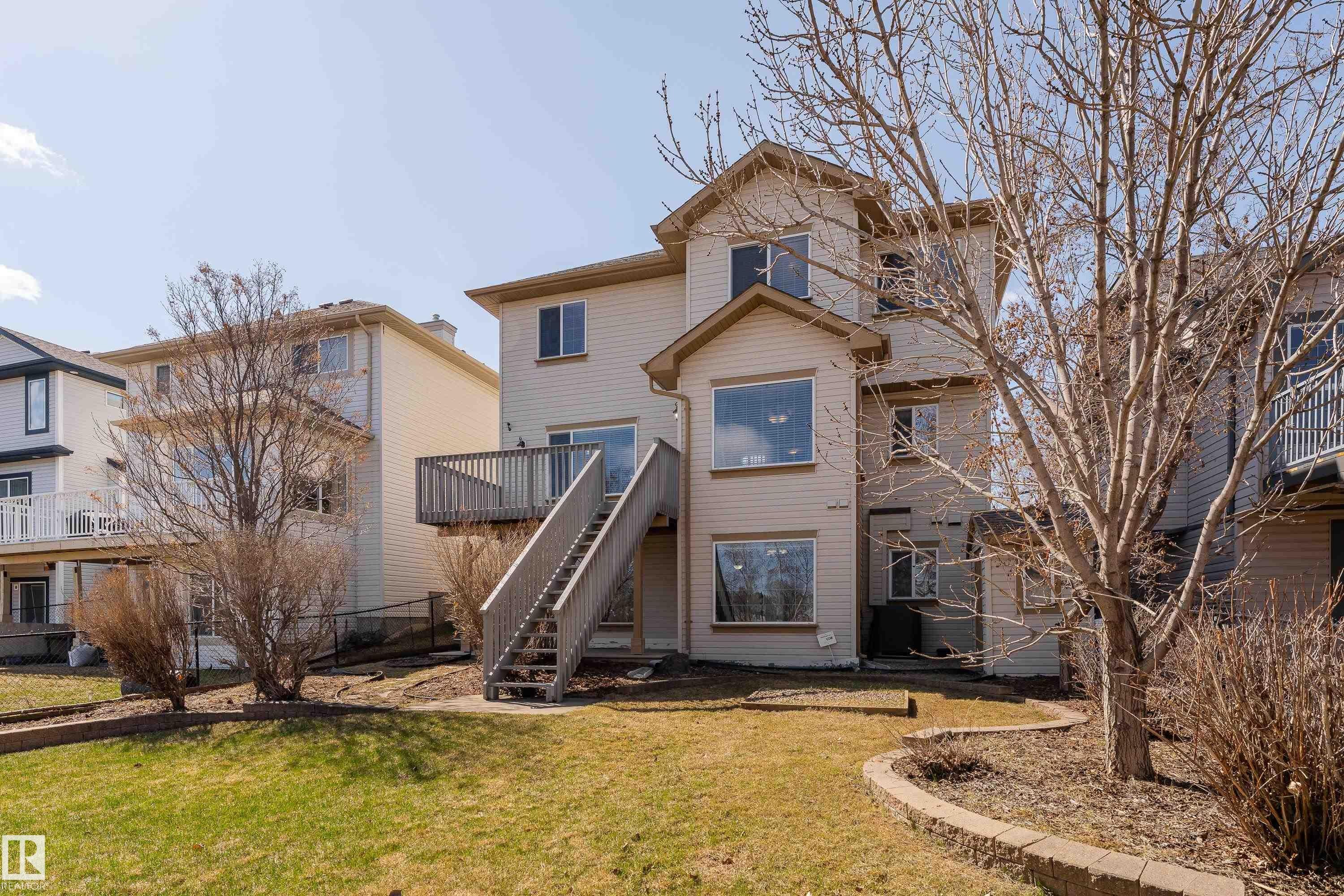 1044 Barnes Way, Edmonton, AB - Outdoor