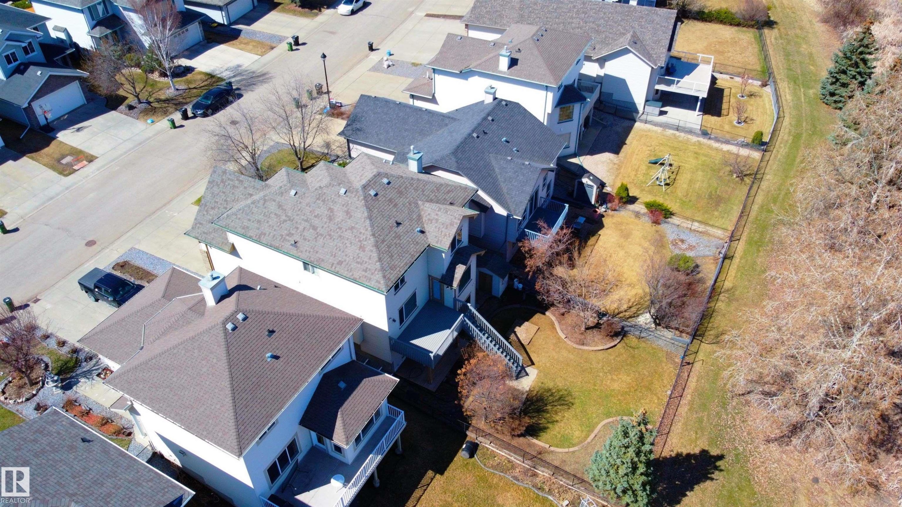 1044 Barnes Way, Edmonton, AB - Outdoor With View