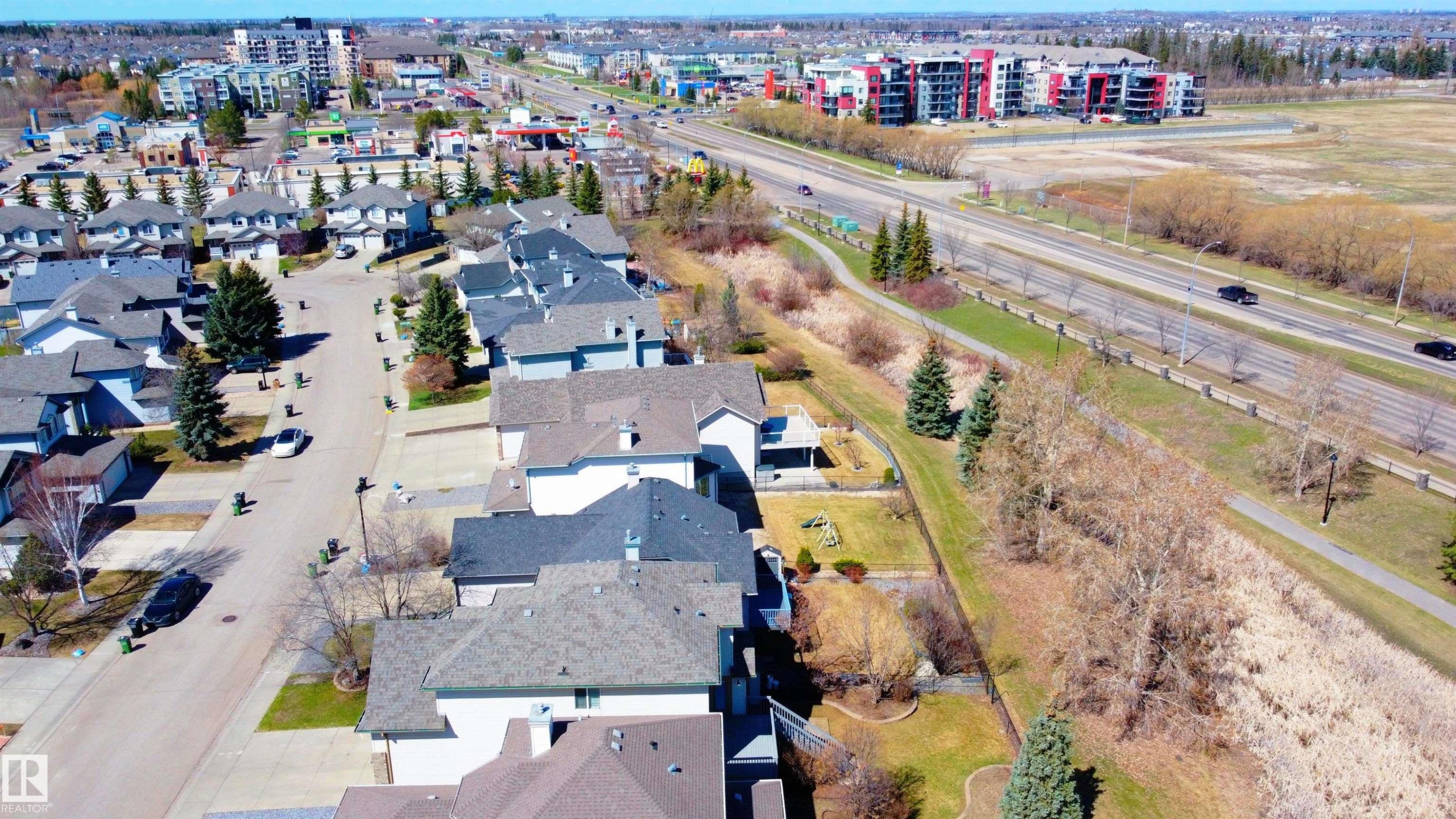 1044 Barnes Way, Edmonton, AB - Outdoor With View