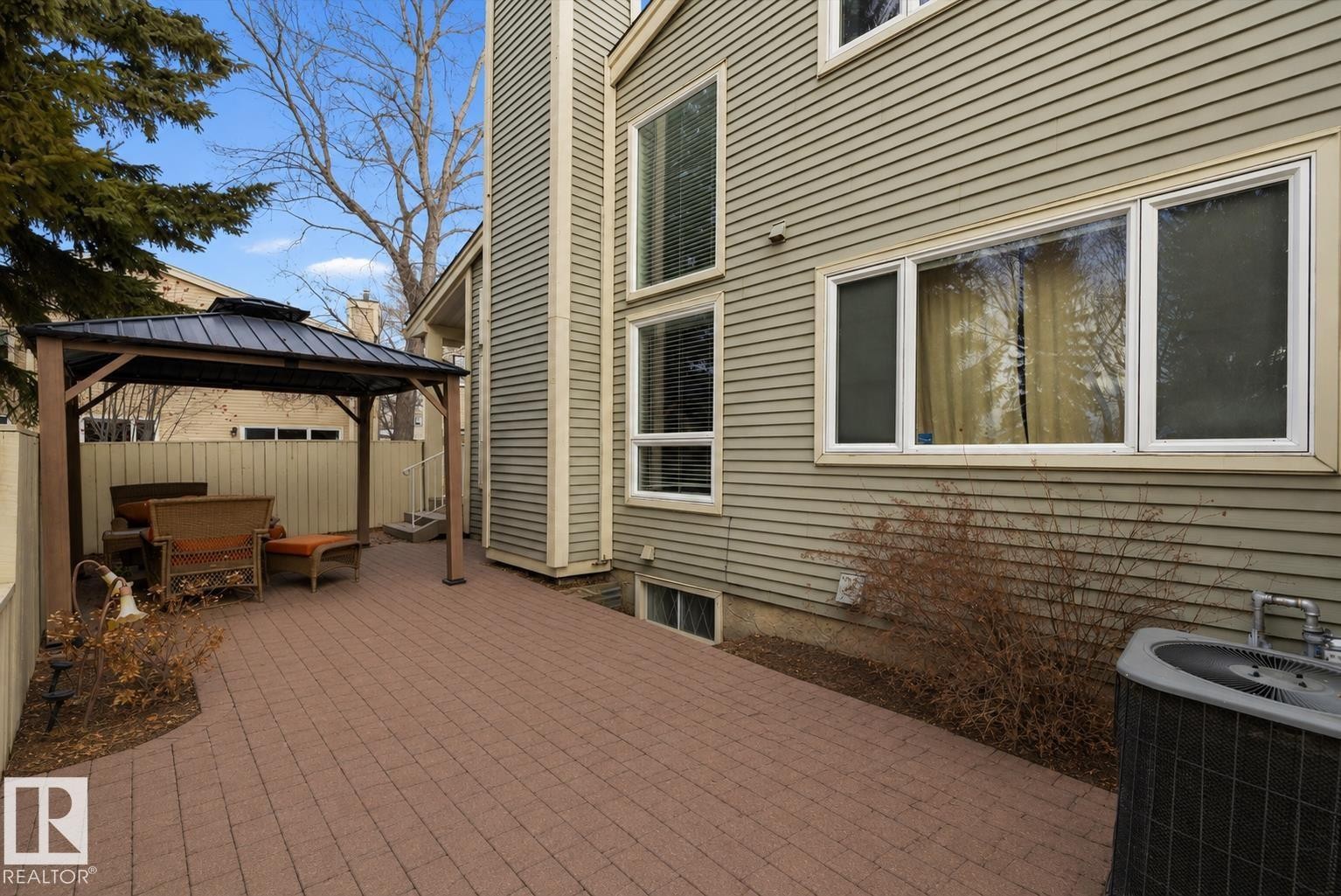 1027 109 Street Nw, Edmonton, AB - Outdoor With Exterior