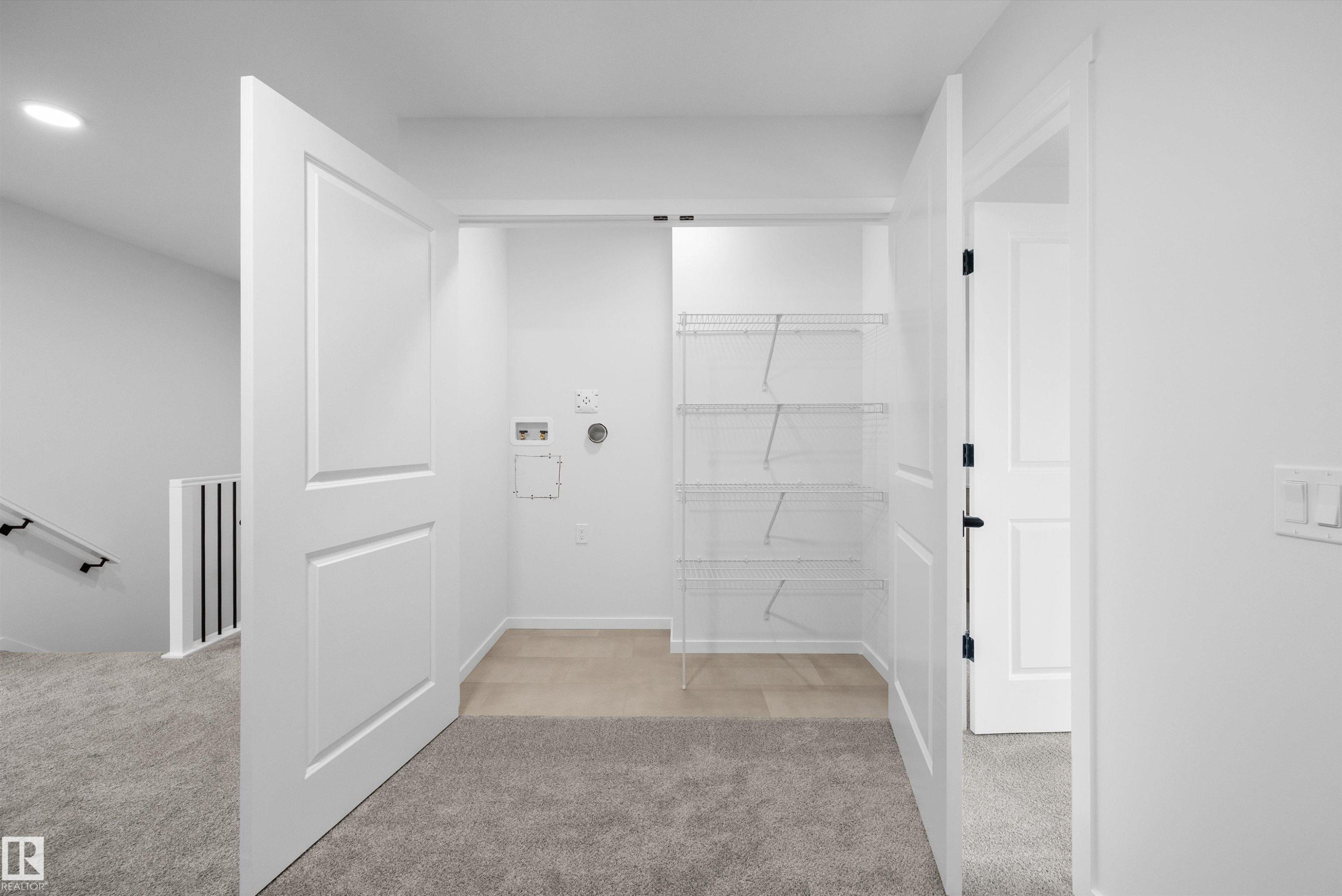 133 Mustang Close, Ardrossan, AB - Indoor Photo Showing Other Room