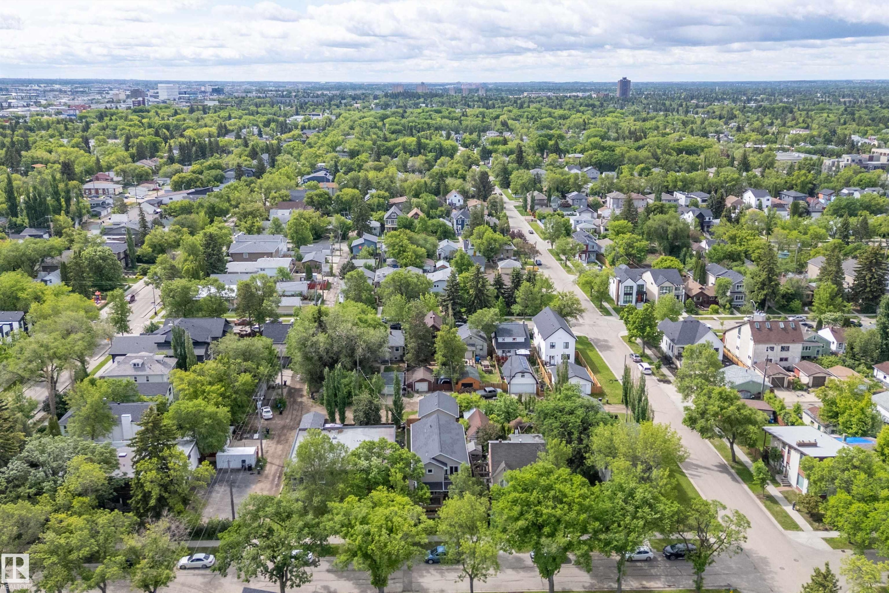 10623 75 Avenue, Edmonton, AB