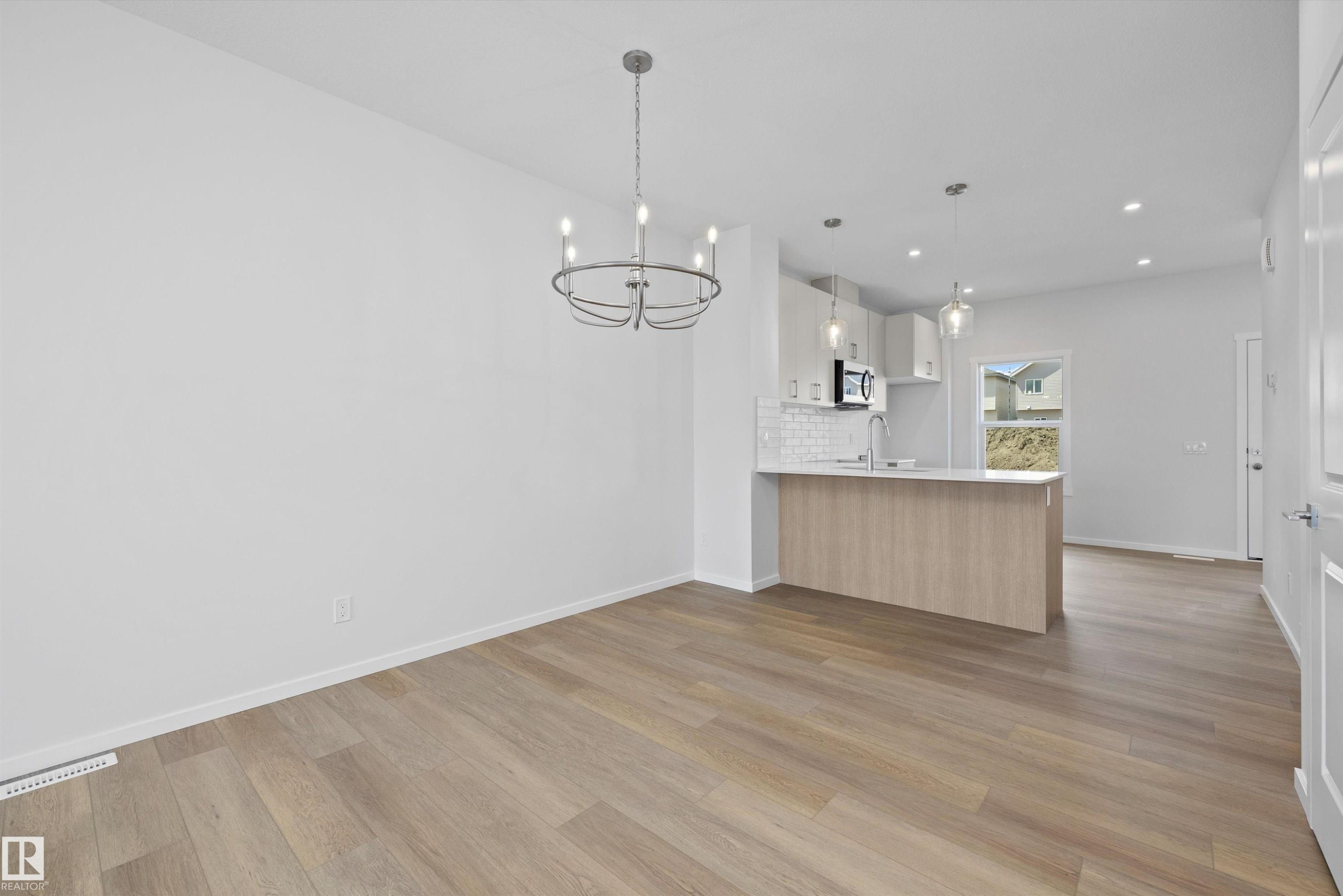 15656 3 Street, Edmonton, AB