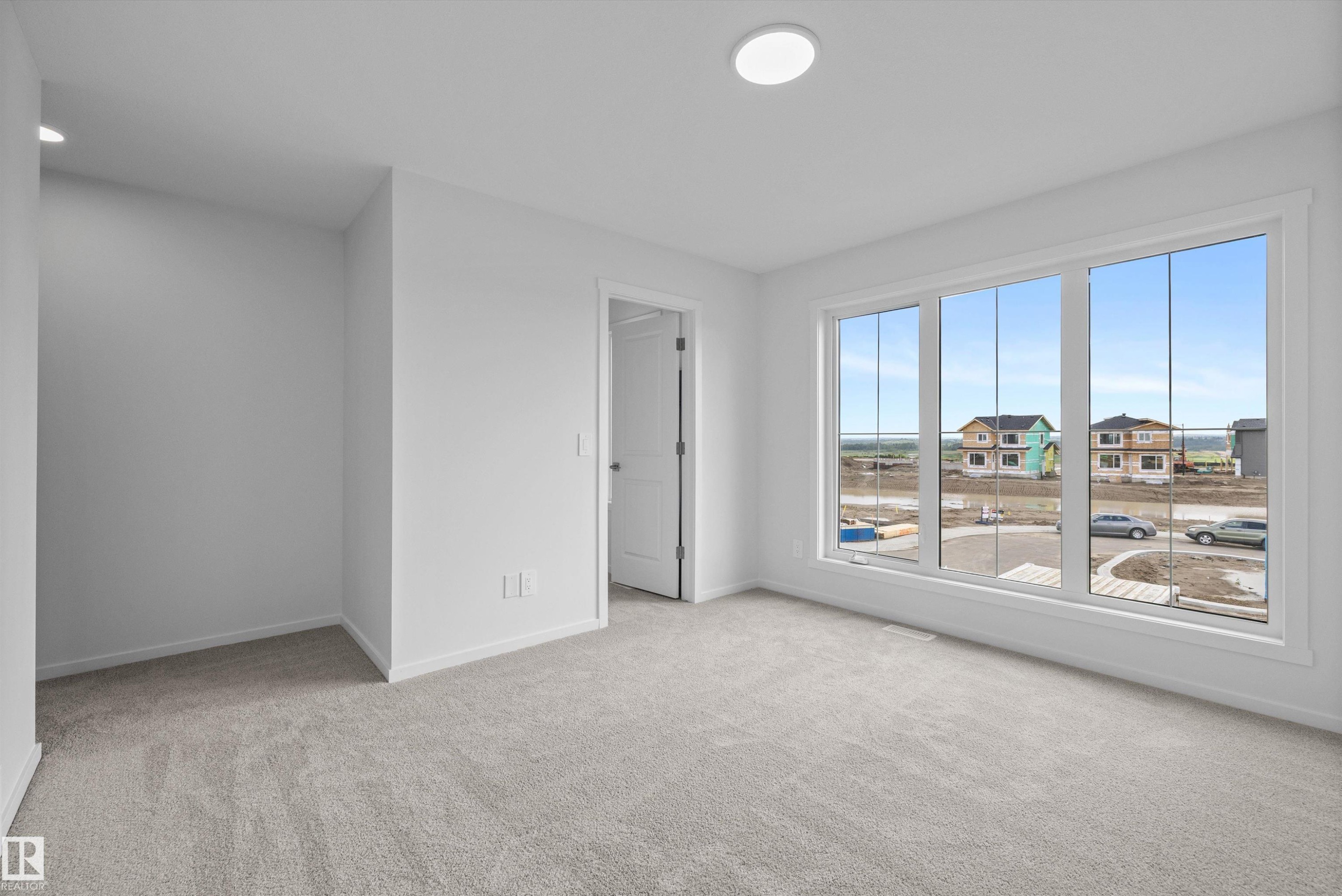 15744 7 Street, Edmonton, AB