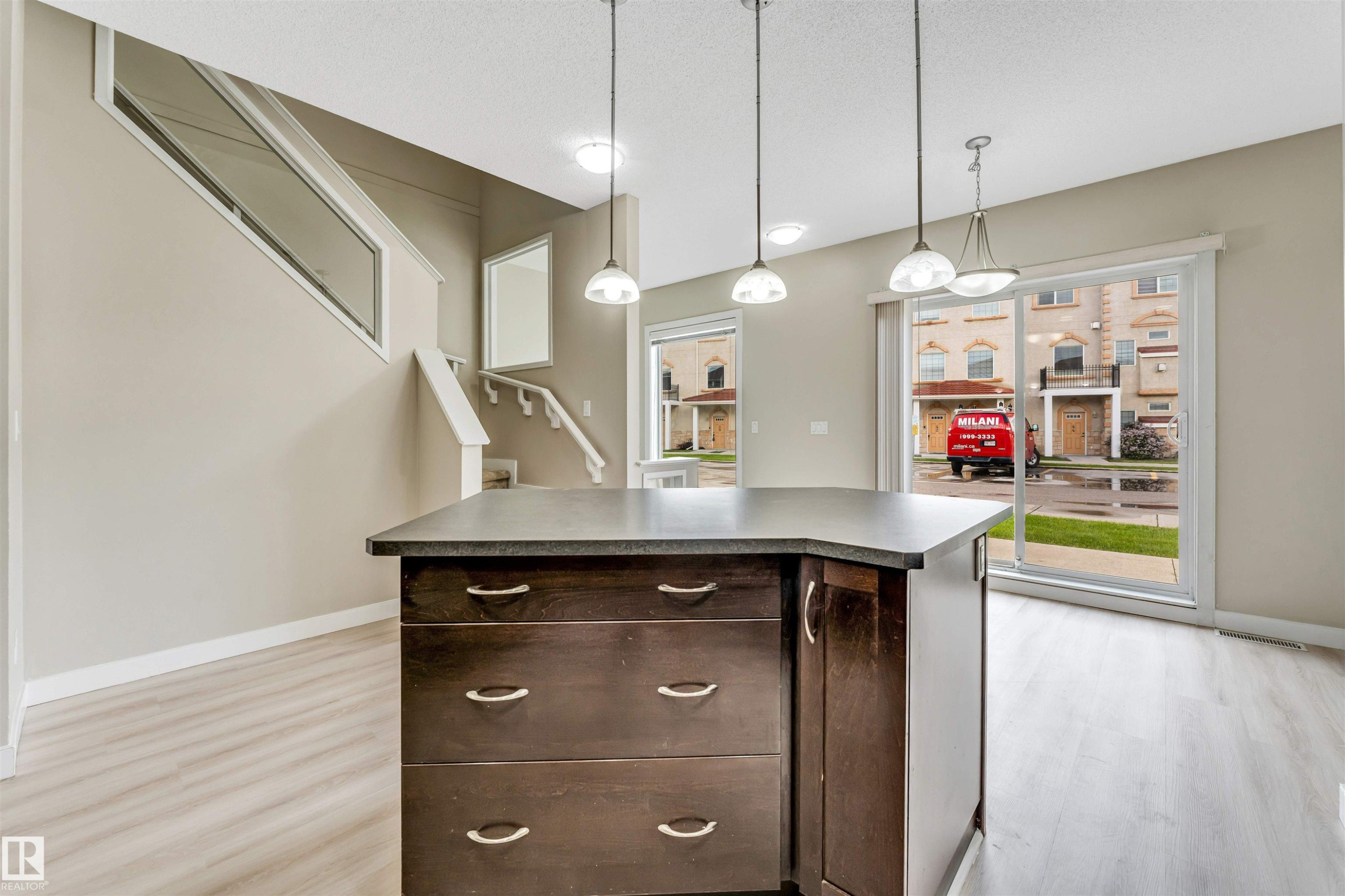 27 13825 155 Avenue, Edmonton, AB