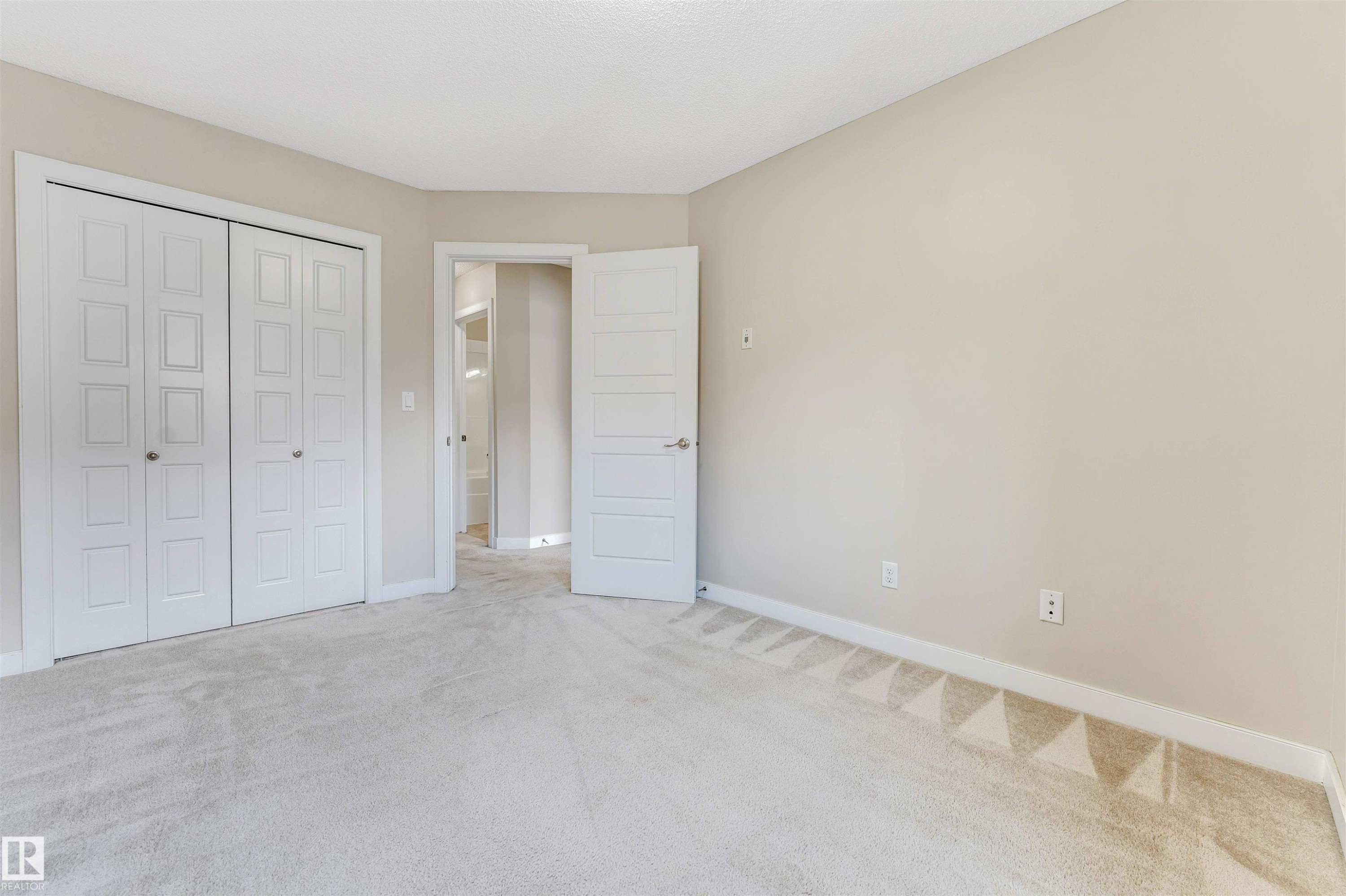27 13825 155 Avenue, Edmonton, AB