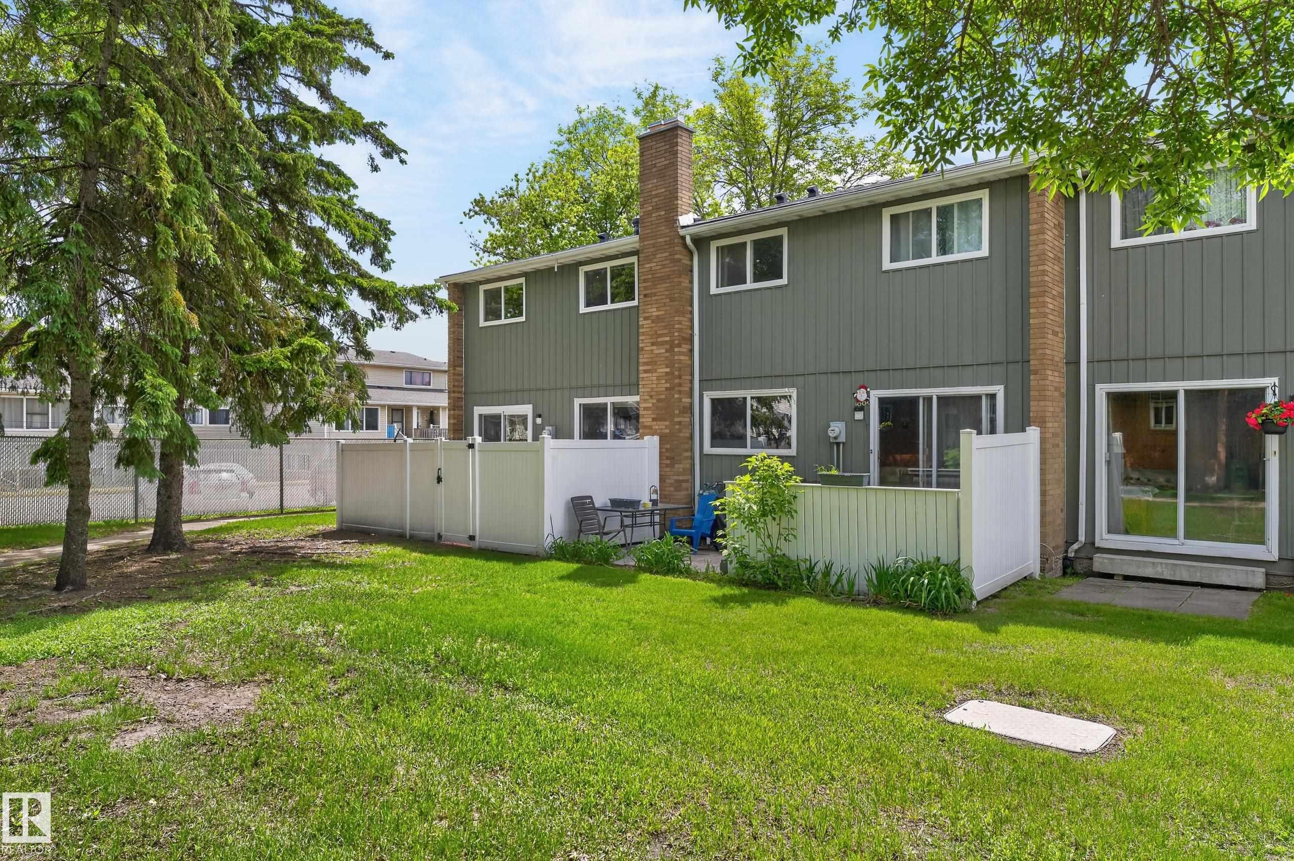 Back house - 13445 40 Street Nw, Edmonton, AB