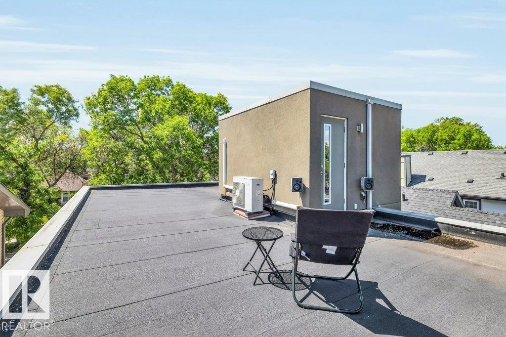 11339 67 Street, Edmonton, AB