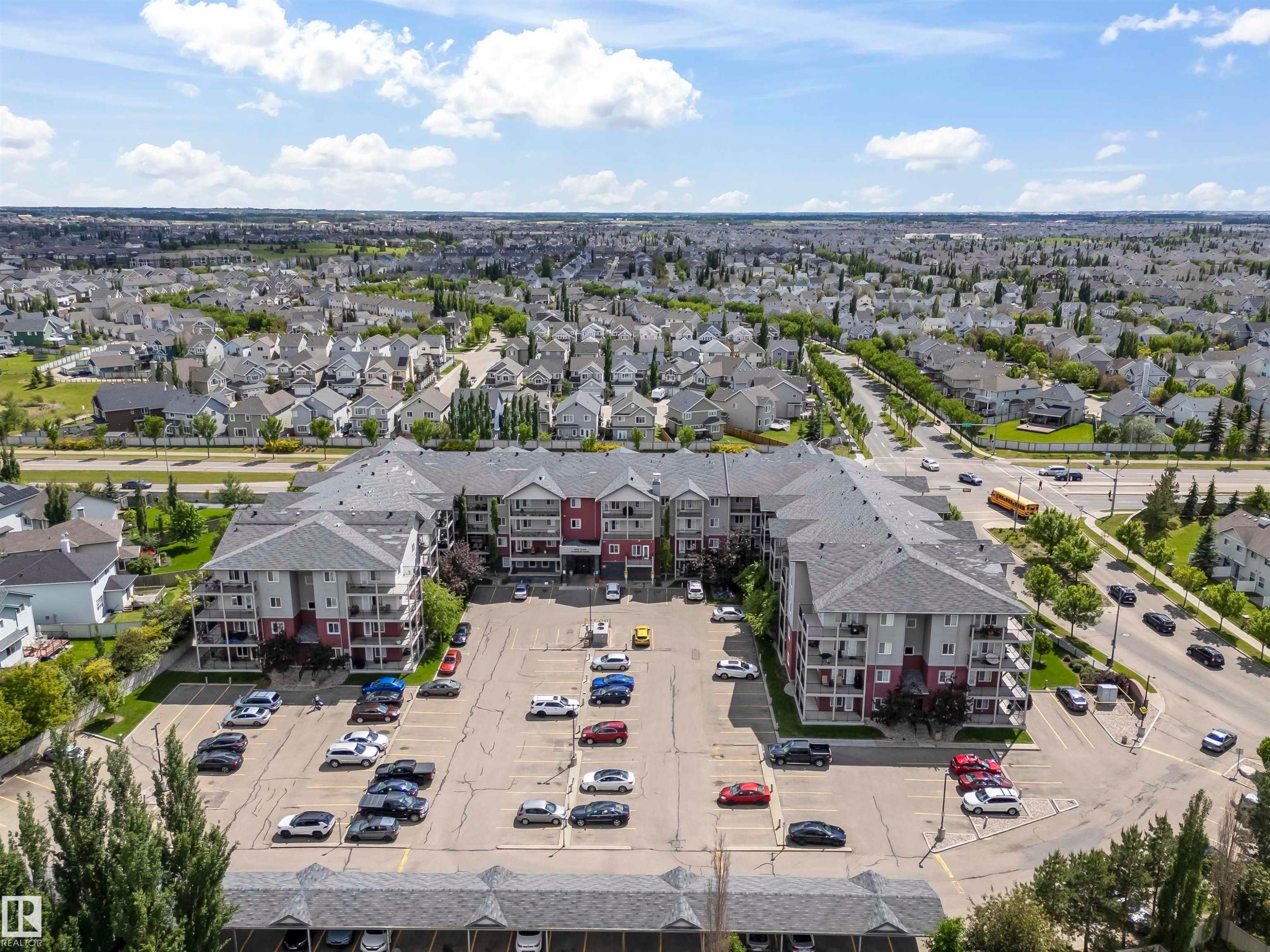 117 111 Edwards Drive, Edmonton, AB - Outdoor With View