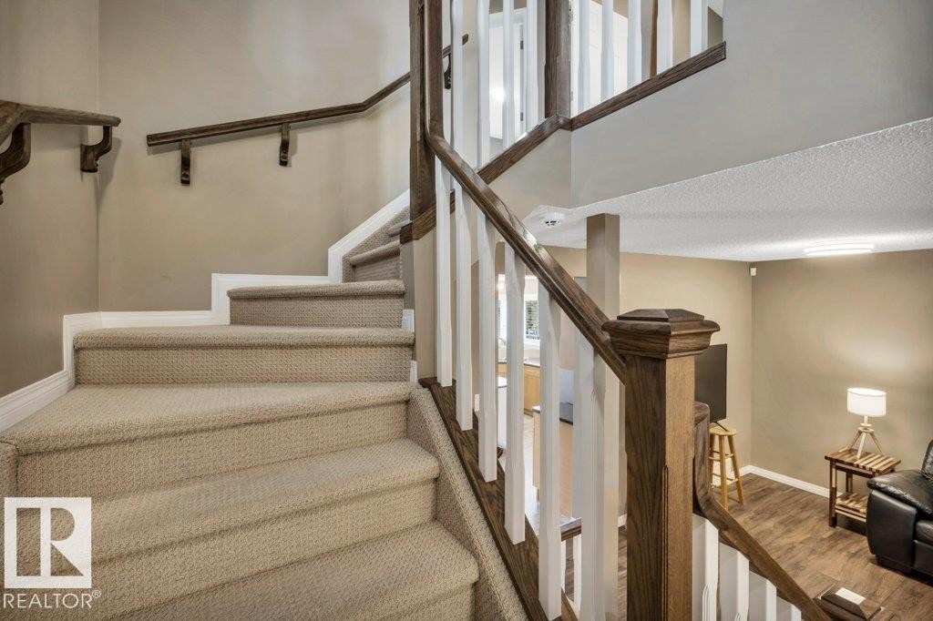 7685 Schmid Crescent, Edmonton, AB