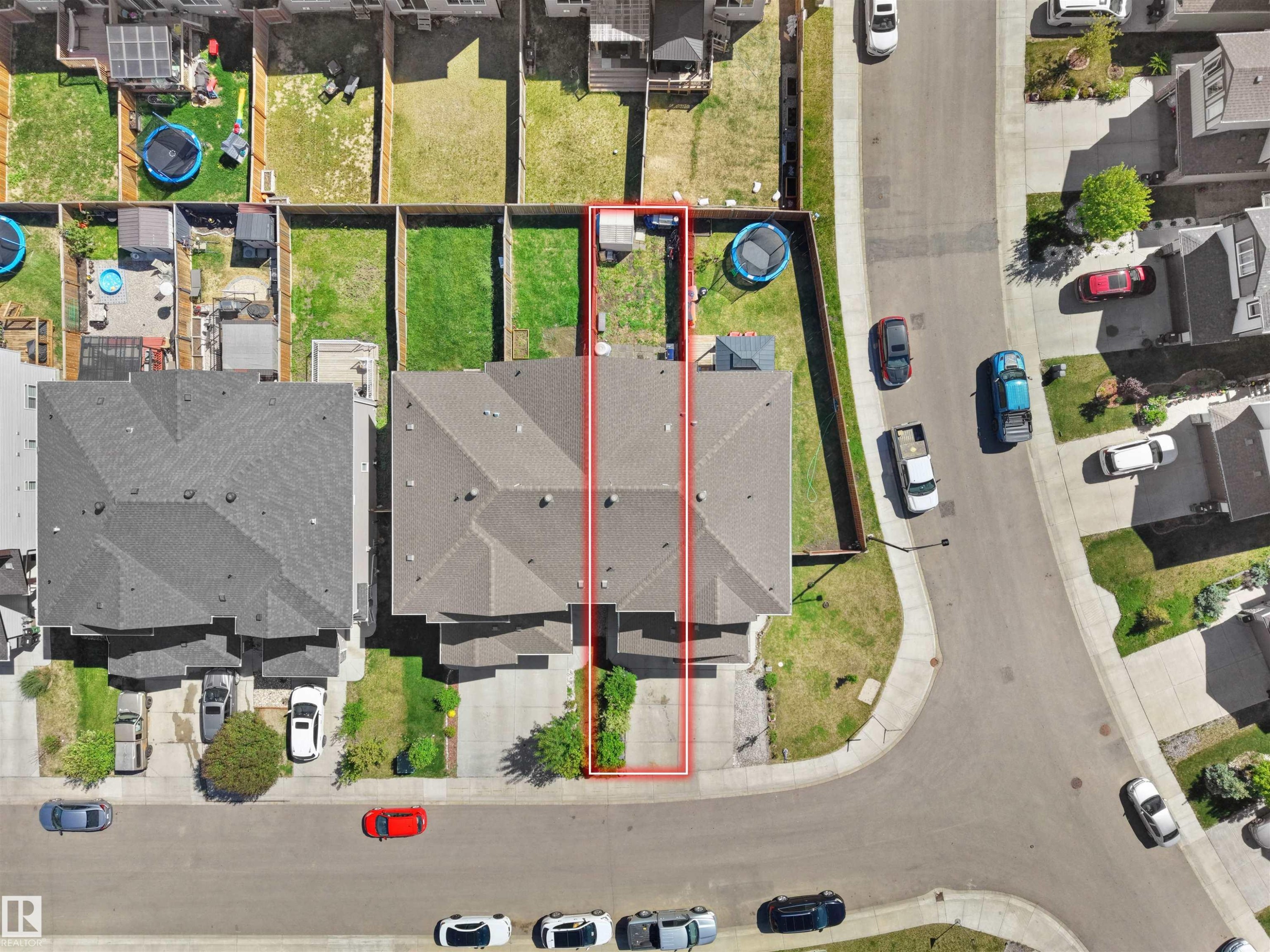 9055 Cooper Link Link, Edmonton, AB