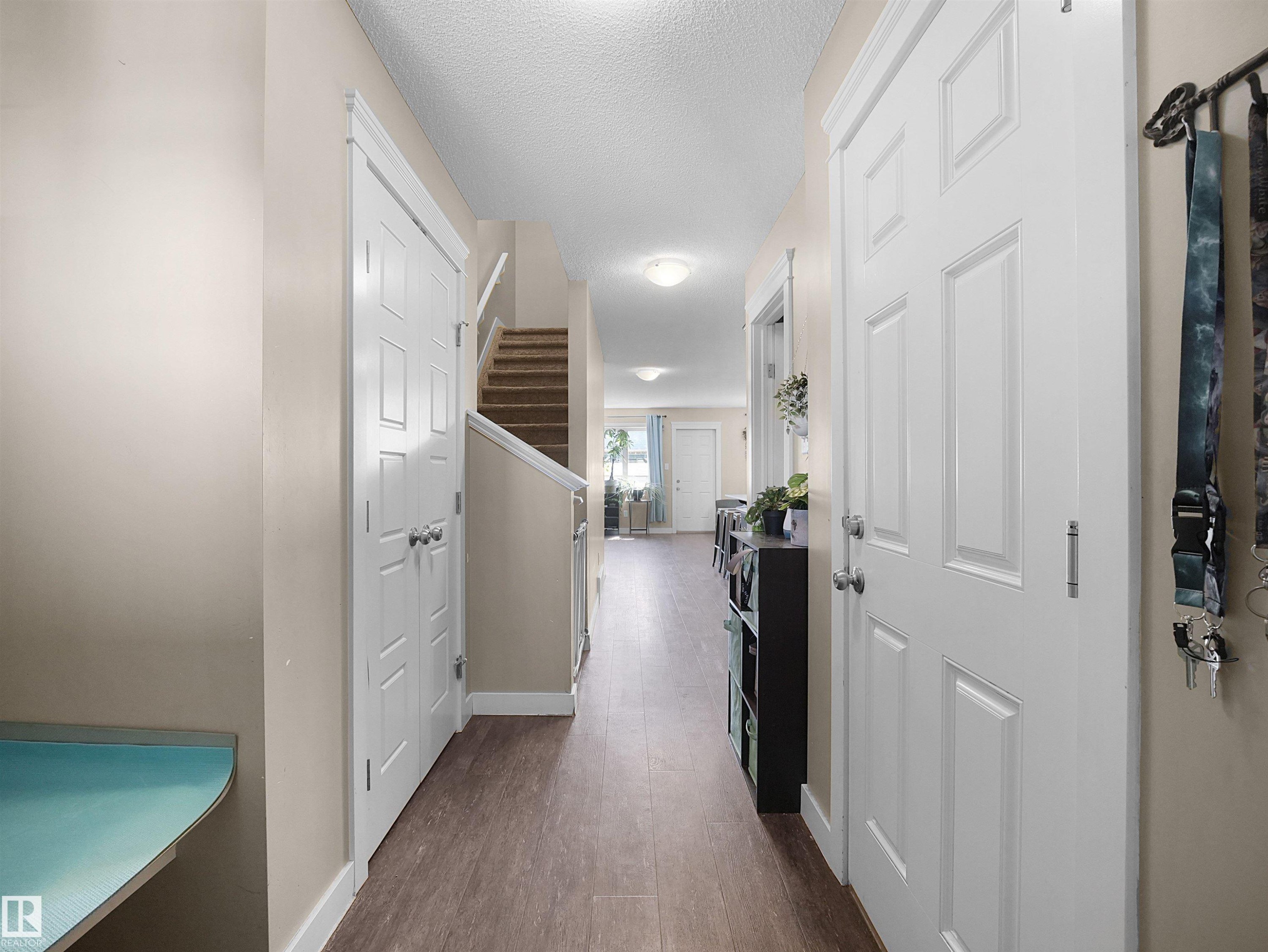 9055 Cooper Link Link, Edmonton, AB
