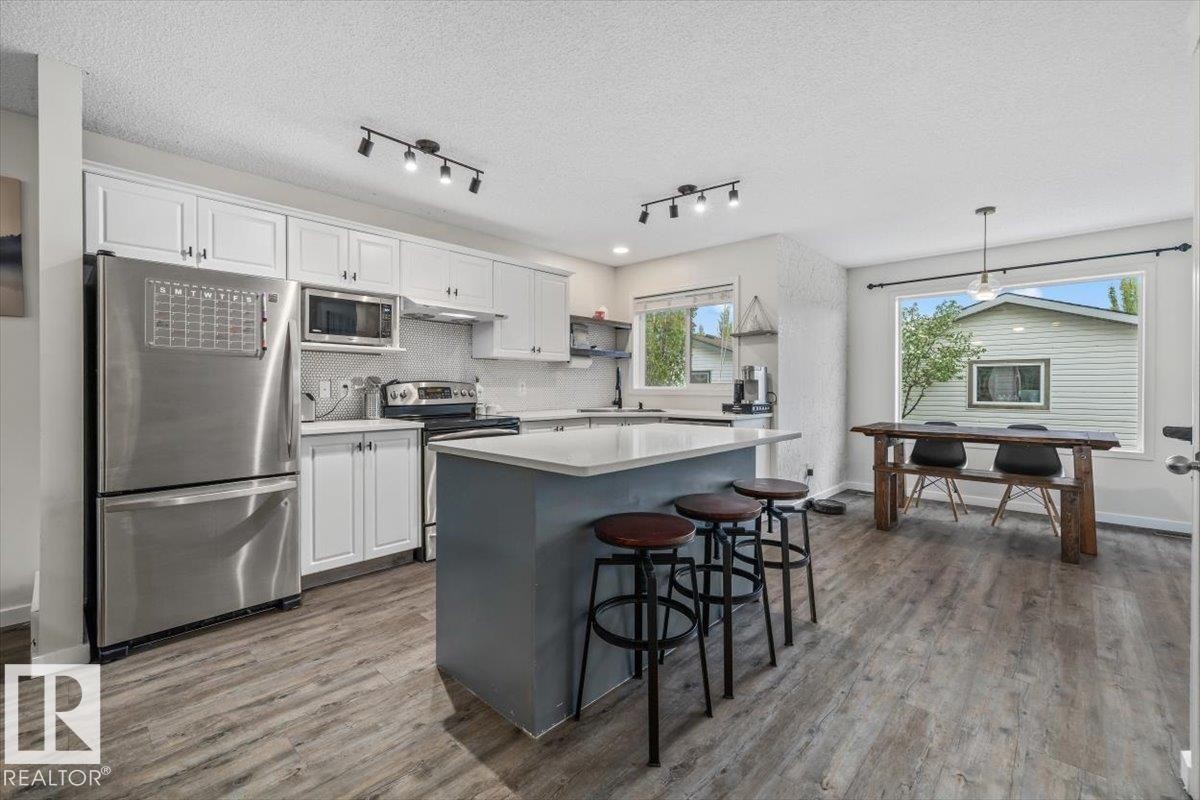 12122 17 Avenue, Edmonton, AB - Indoor Photo Showing Kitchen With Stainless Steel Kitchen With Upgraded Kitchen