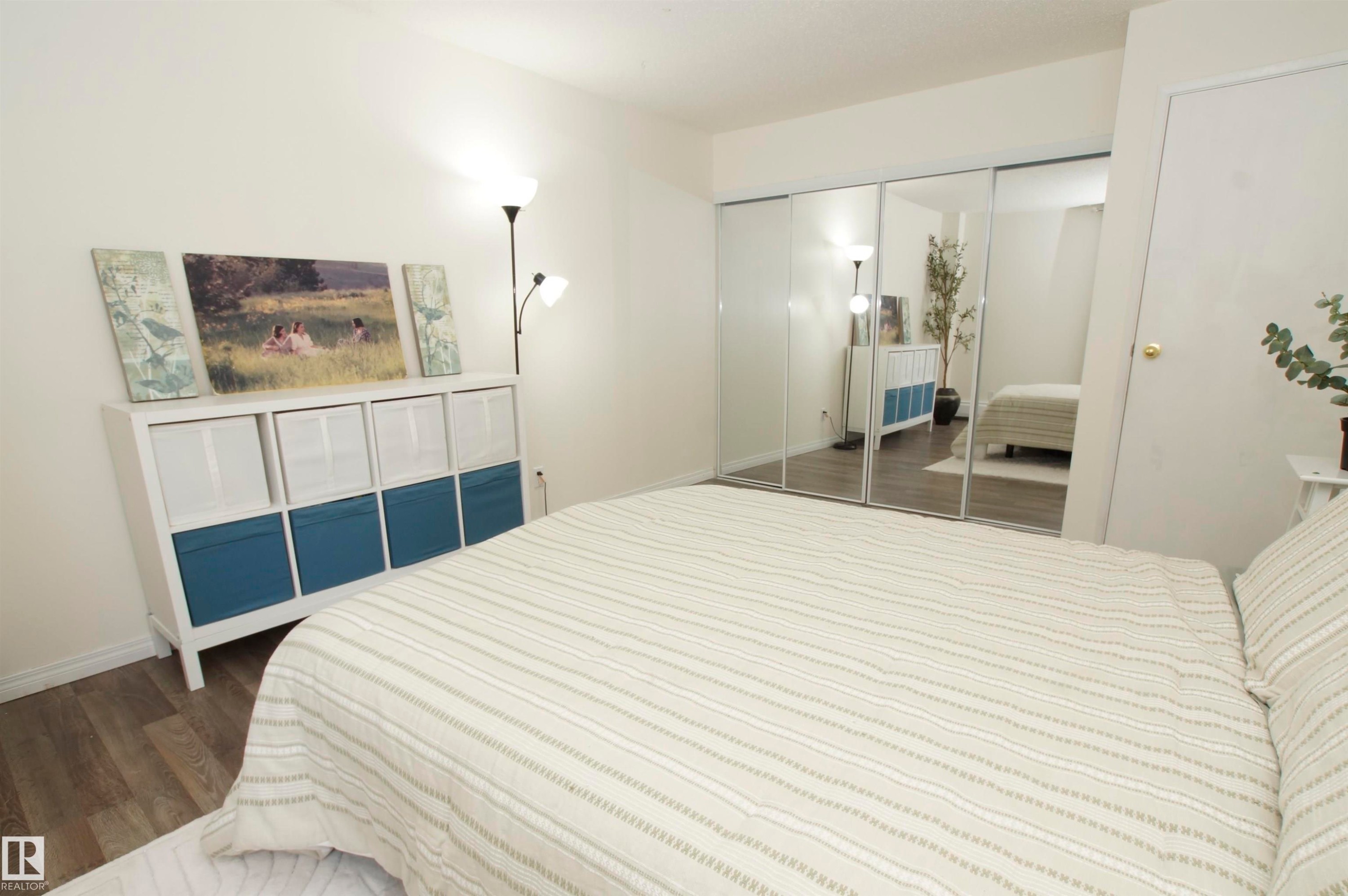 #235 4404 122 St Nw, Edmonton, AB - Indoor Photo Showing Bedroom