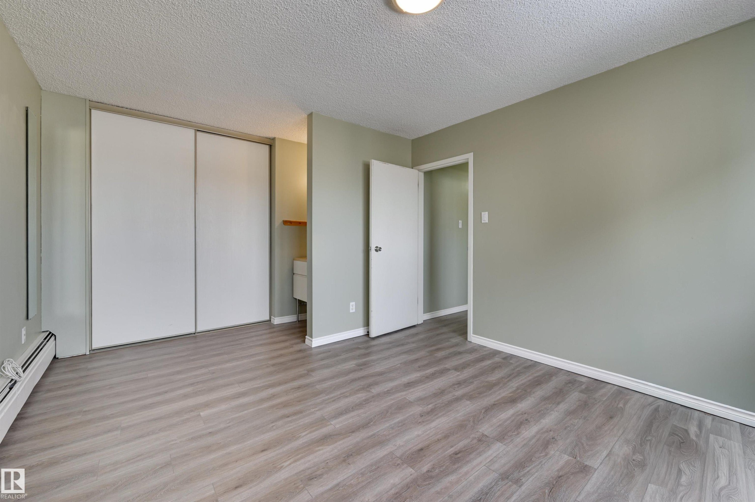 #1003 10155 114 St Nw, Edmonton, AB - Indoor Photo Showing Other Room