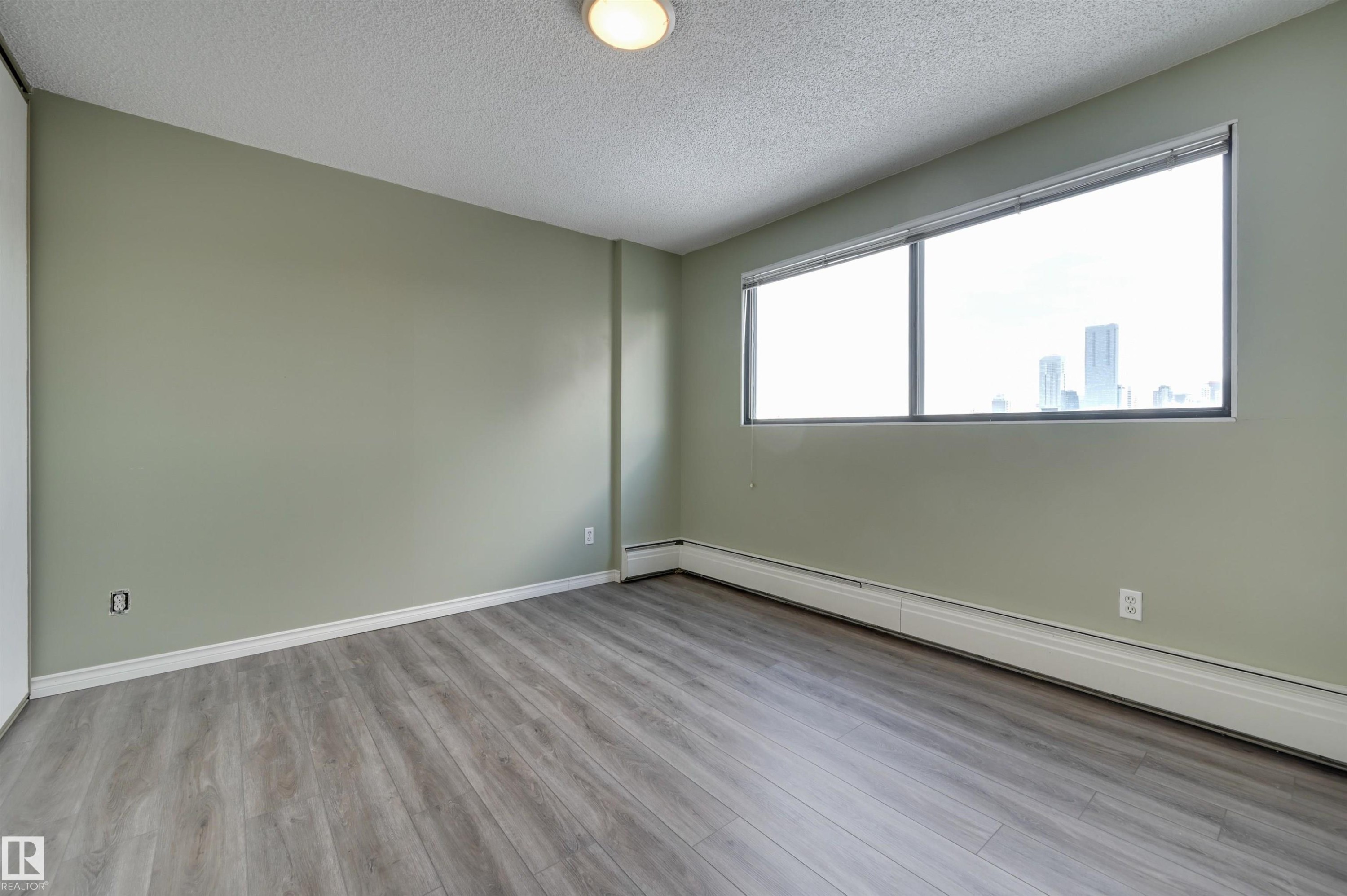 #1003 10155 114 St Nw, Edmonton, AB - Indoor Photo Showing Other Room